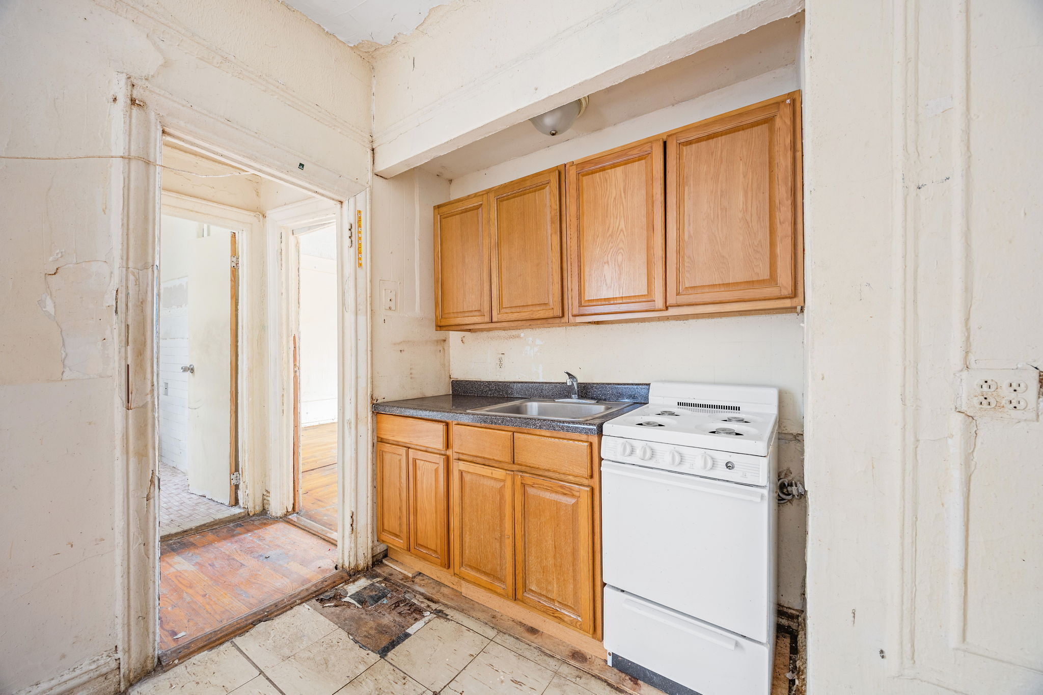 #4 photo, 961 Washington Avenue, ブルックリン区 Crown Heights , NY 11225