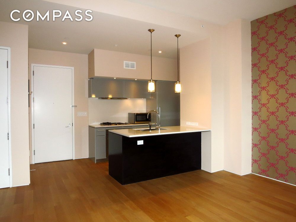 #4 photo, New York City, East Village , NY 10003