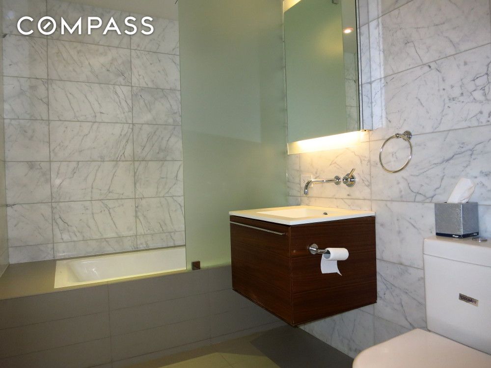 #6 photo, New York City, East Village , NY 10003