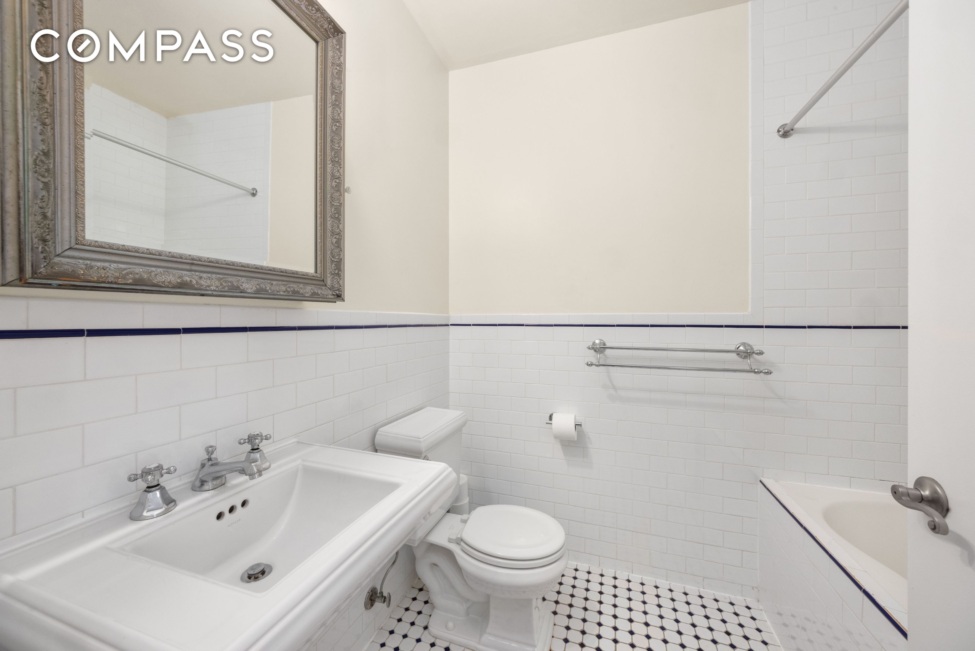 #15 photo, New York City, Harlem , NY 10027