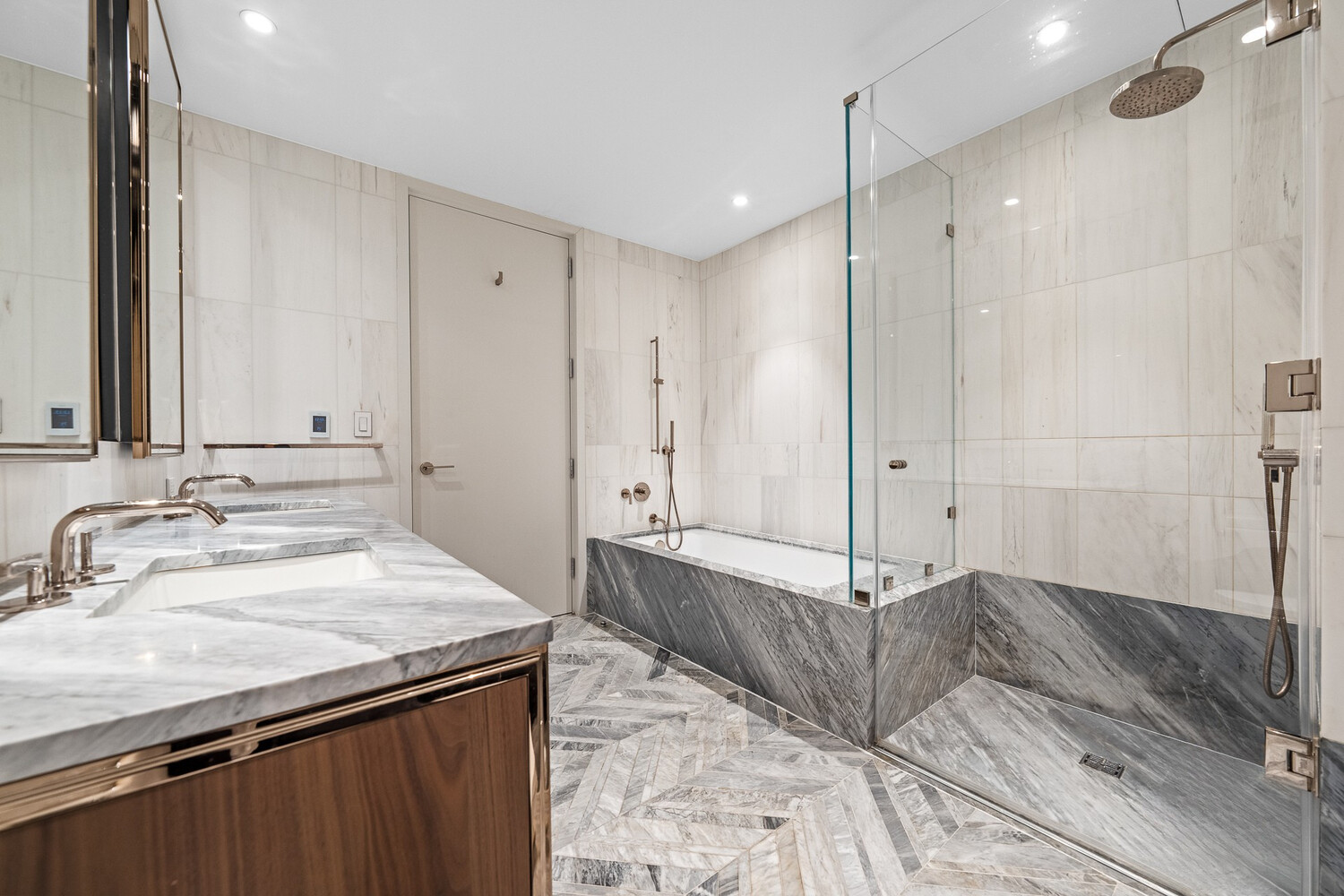 #9 photo, 150 E 23RD Street, Gramercy Park , NY 10010