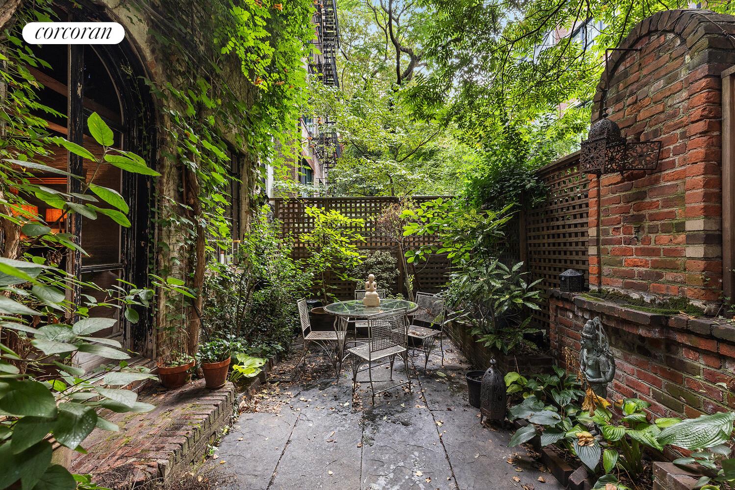 #13 photo, 128 E 19TH Street, Gramercy Park , NY 10003