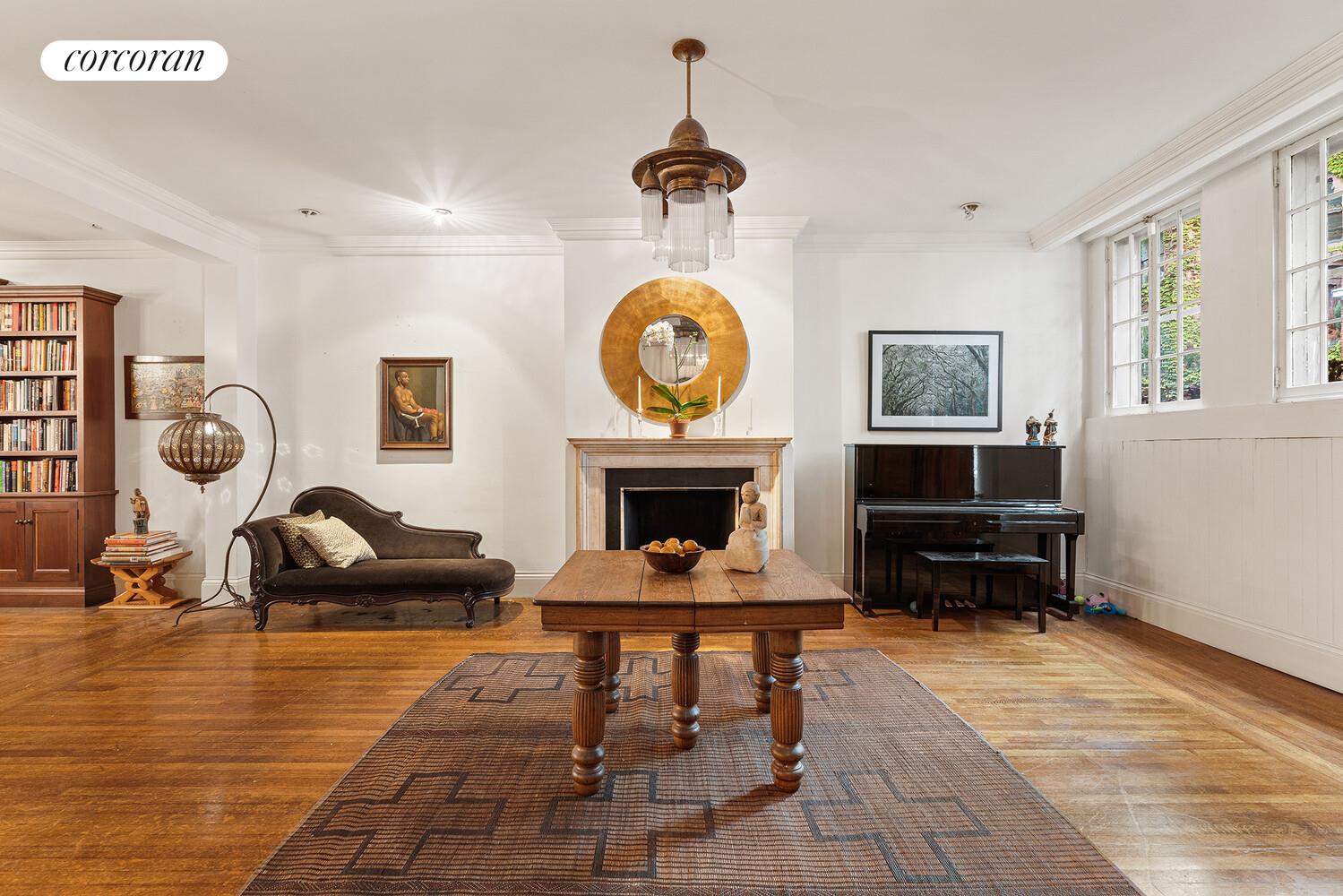 #4 photo, 128 E 19TH Street, Gramercy Park , NY 10003