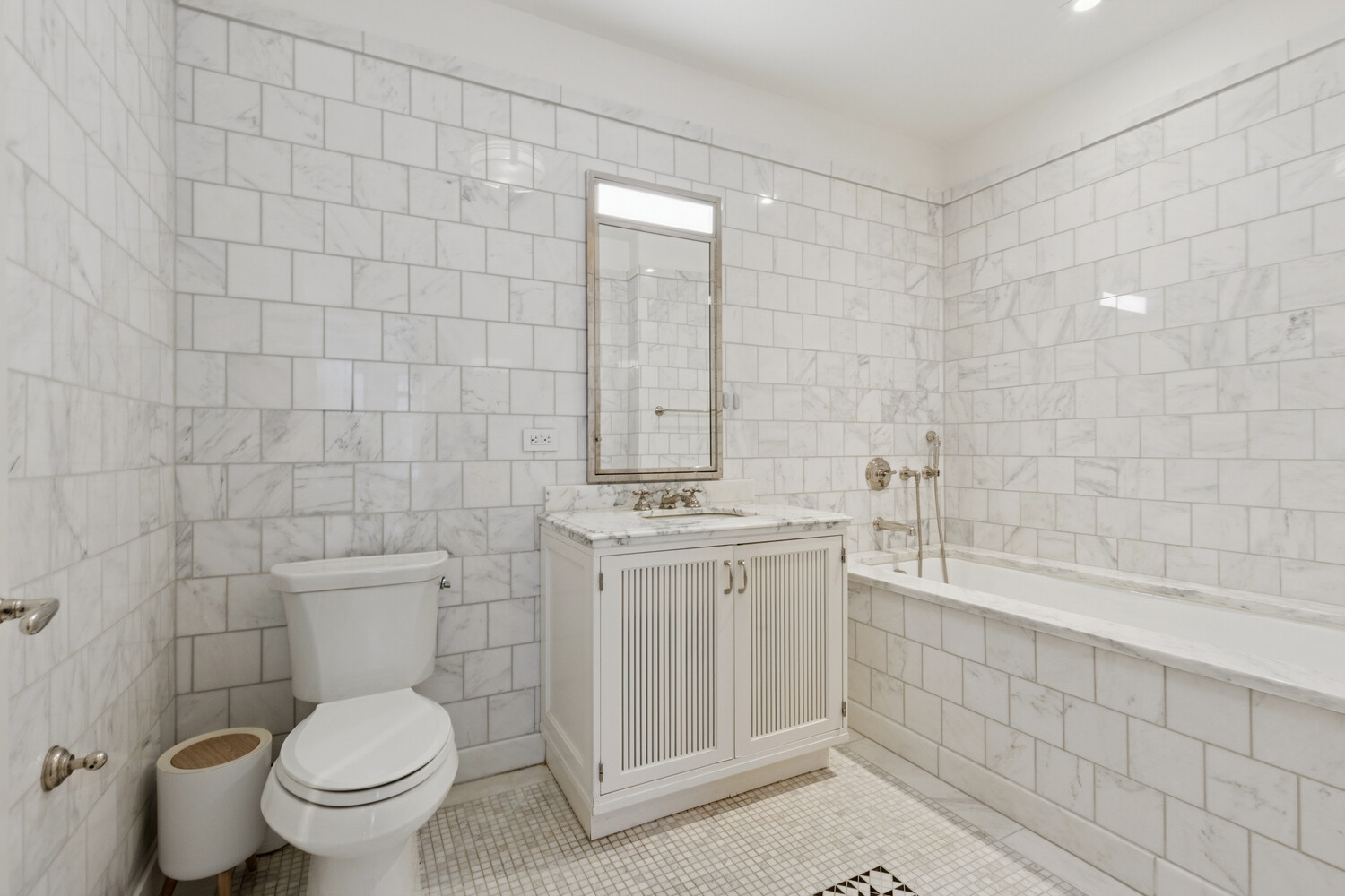 #5 photo, 160 W 12TH Street, マンハッタン Greenwich Village , NY 10011