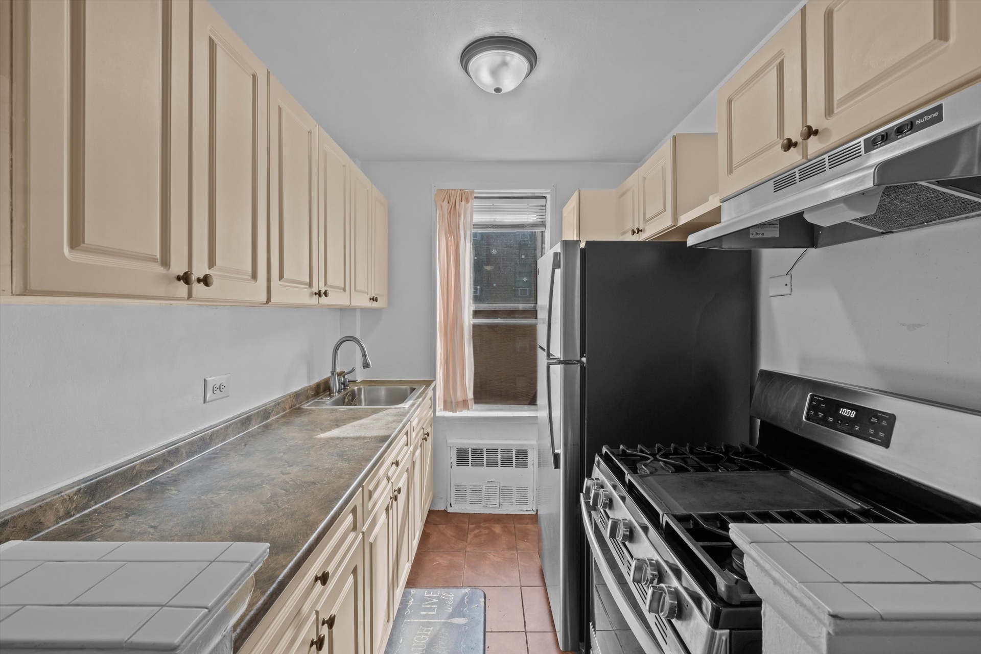 #5 photo, 3520 Tryon Avenue, Norwood , NY 10467