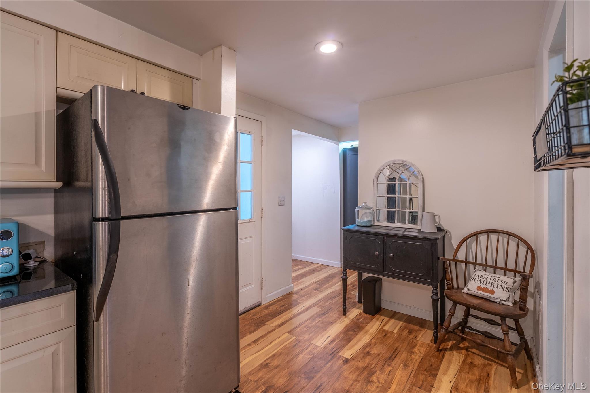 #6 photo, 8 Edwards Lane, Marlboro , NY 12547