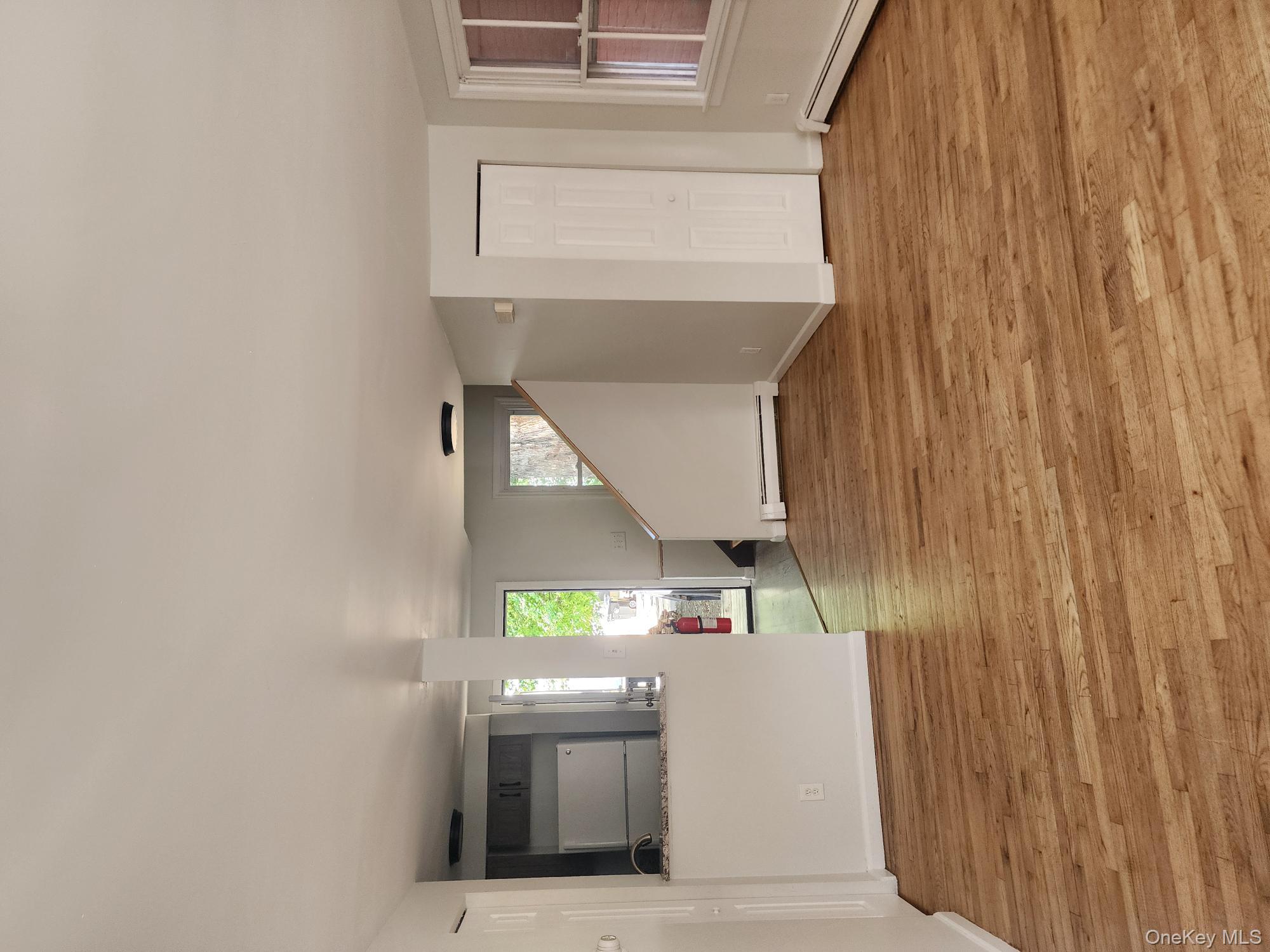 #5 photo, 157 Union, Poughkeepsie , NY 12601