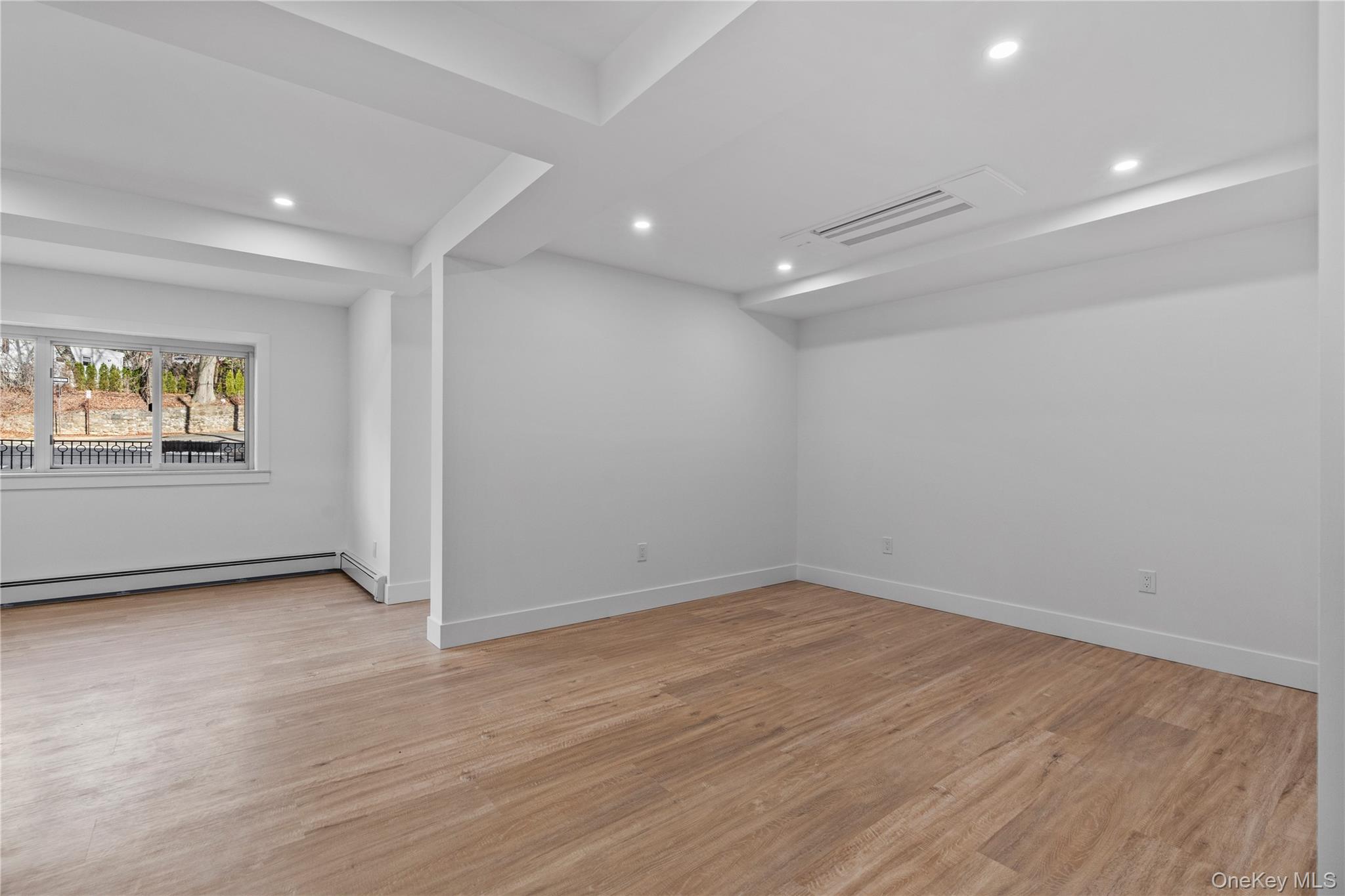 #7 photo, 80 E Hartsdale Avenue, Hartsdale , NY 10530