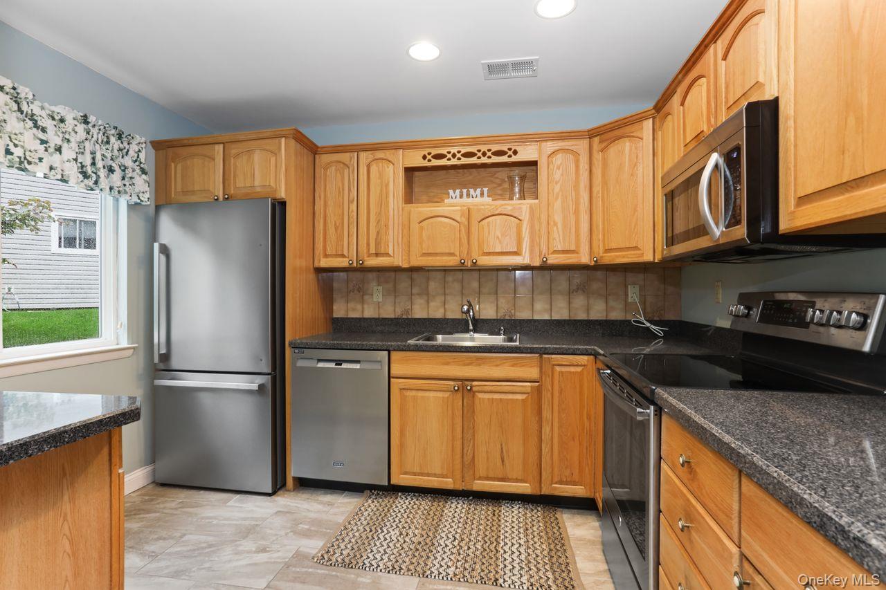 #11 photo, 141 Flintlock Way, Yorktown Heights , NY 10598