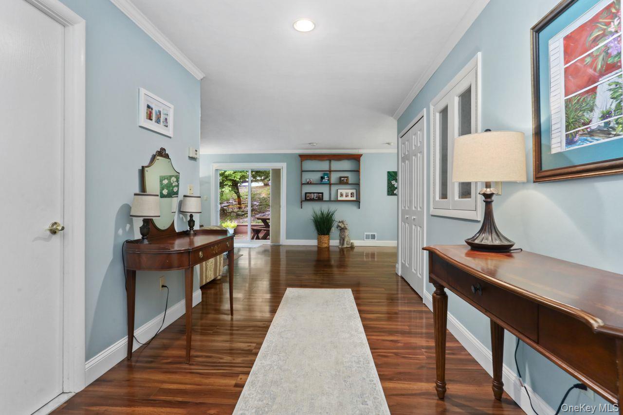 #4 photo, 141 Flintlock Way, Yorktown Heights , NY 10598