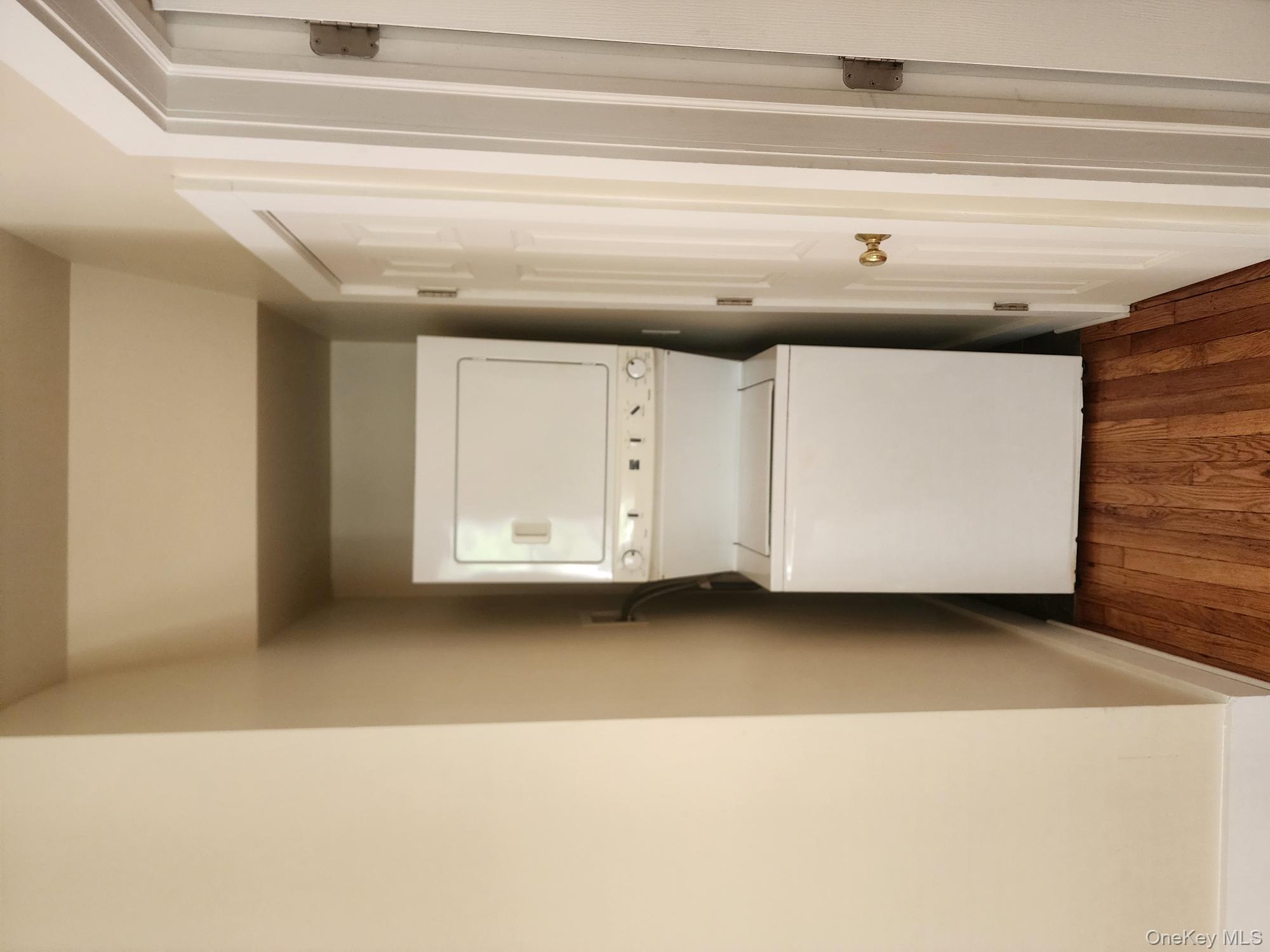 #6 photo, 157 N Clinton Street, Poughkeepsie , NY 12601