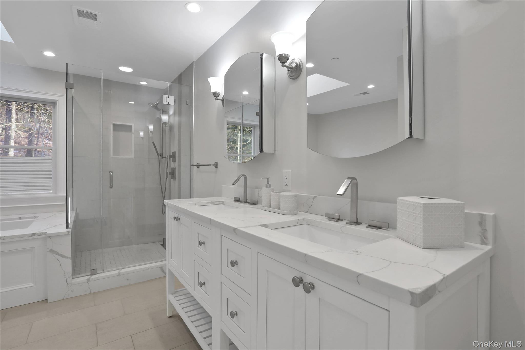 #12 photo, 180 Taxter Road, Irvington , NY 10533