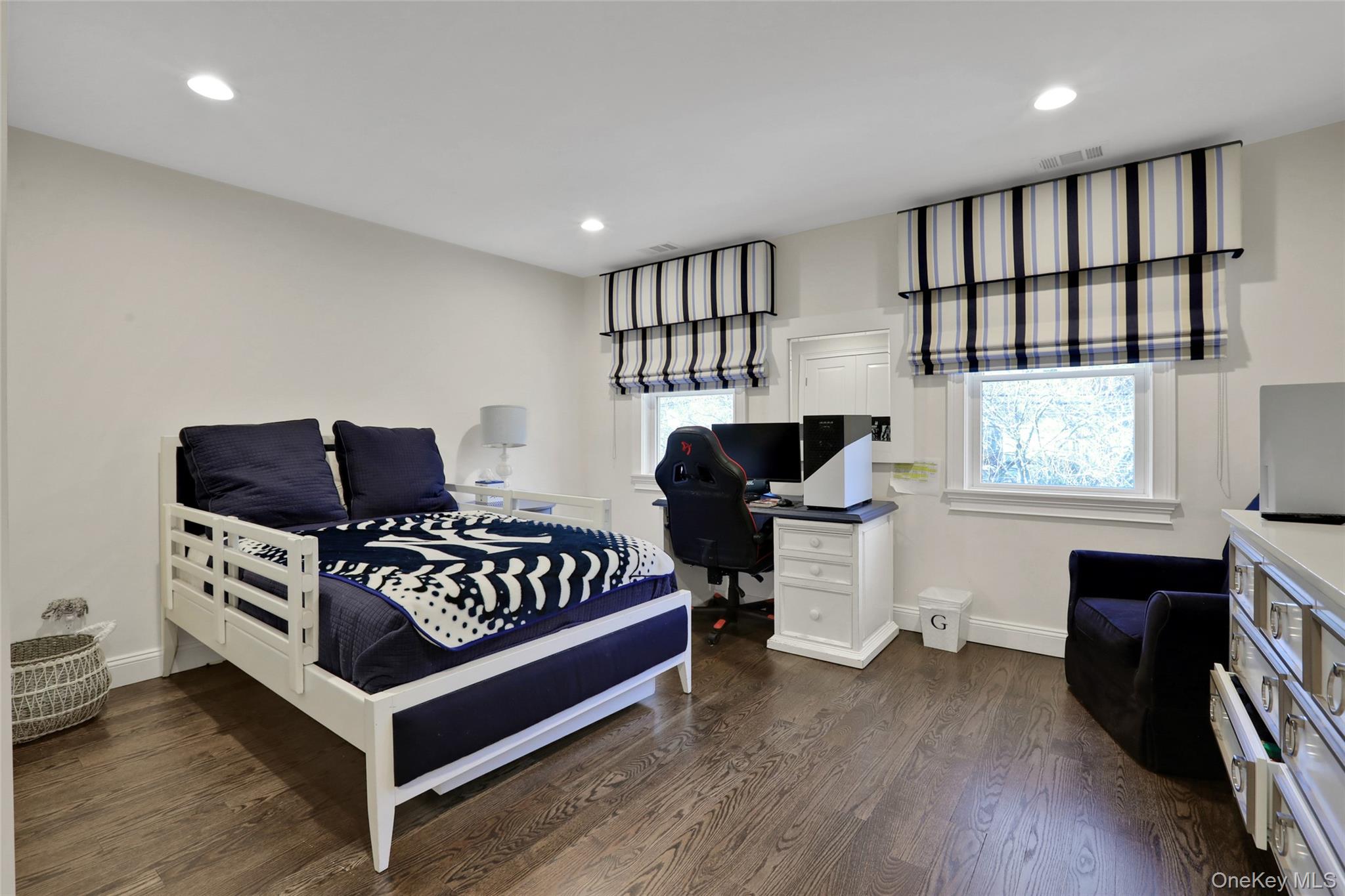 #14 photo, 180 Taxter Road, Irvington , NY 10533