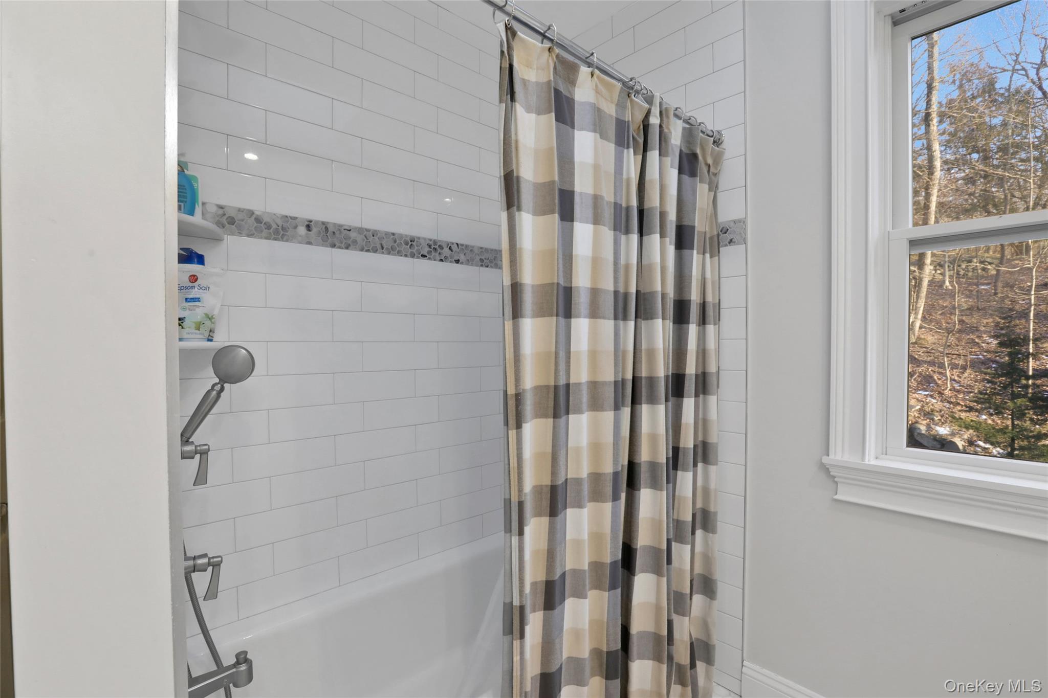 #16 photo, 180 Taxter Road, Irvington , NY 10533