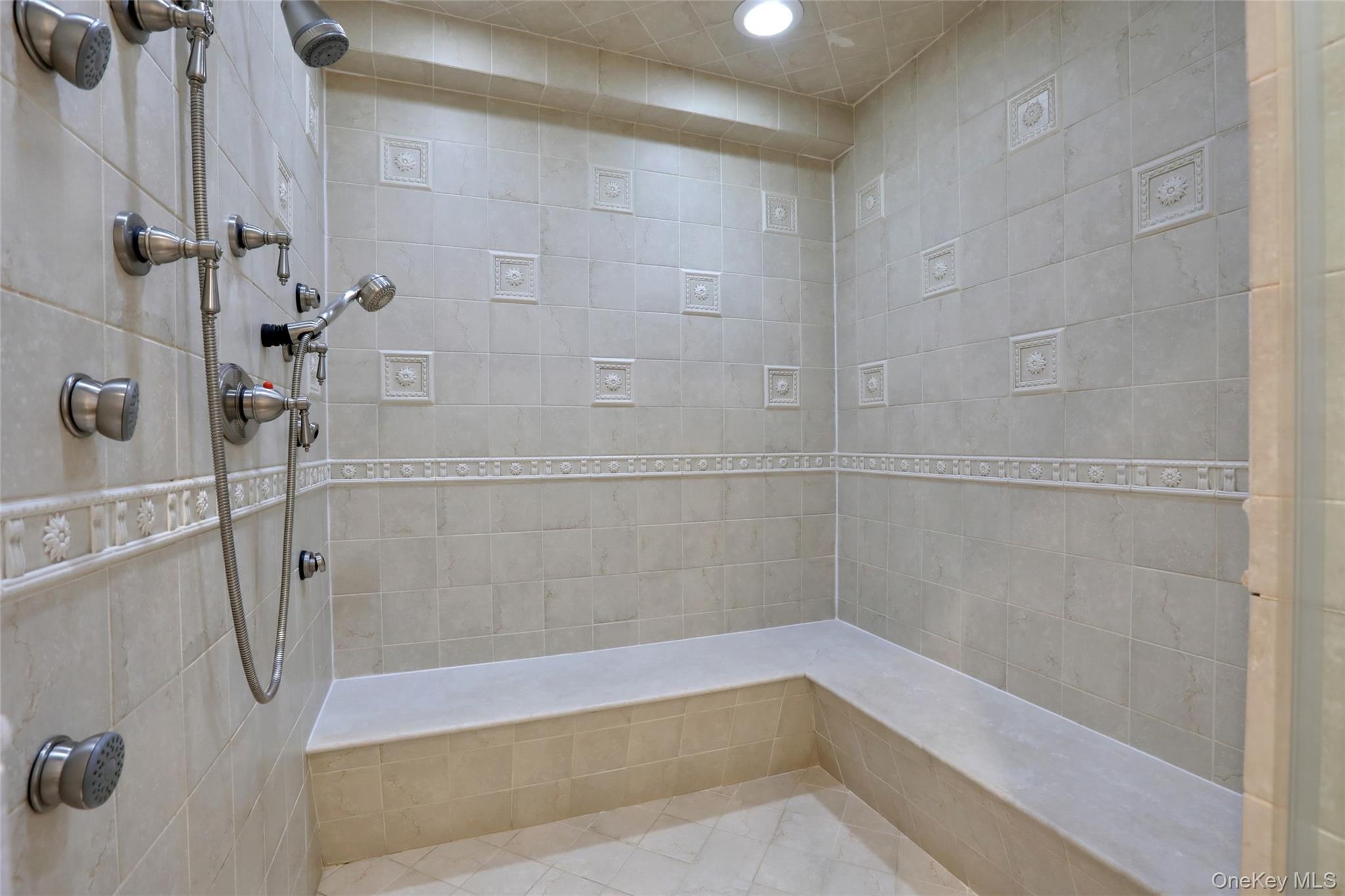 #20 photo, 180 Taxter Road, Irvington , NY 10533