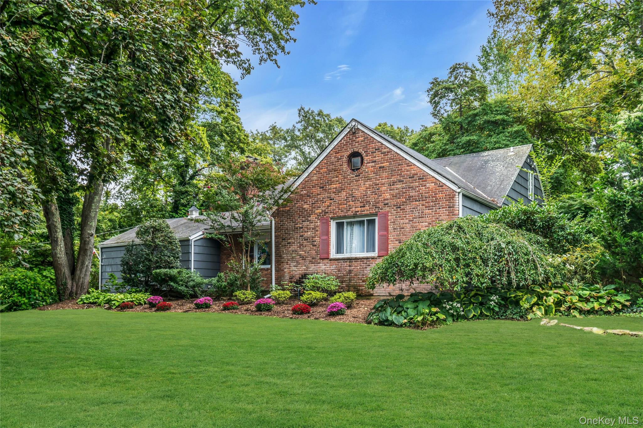 #1 photo, 6 Harmony Road, سوفولك Huntington , NY 11743