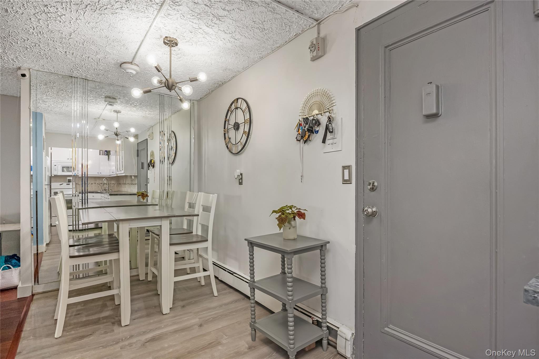 #4 photo, 222 Smith Street, ناسو Freeport , NY 11520