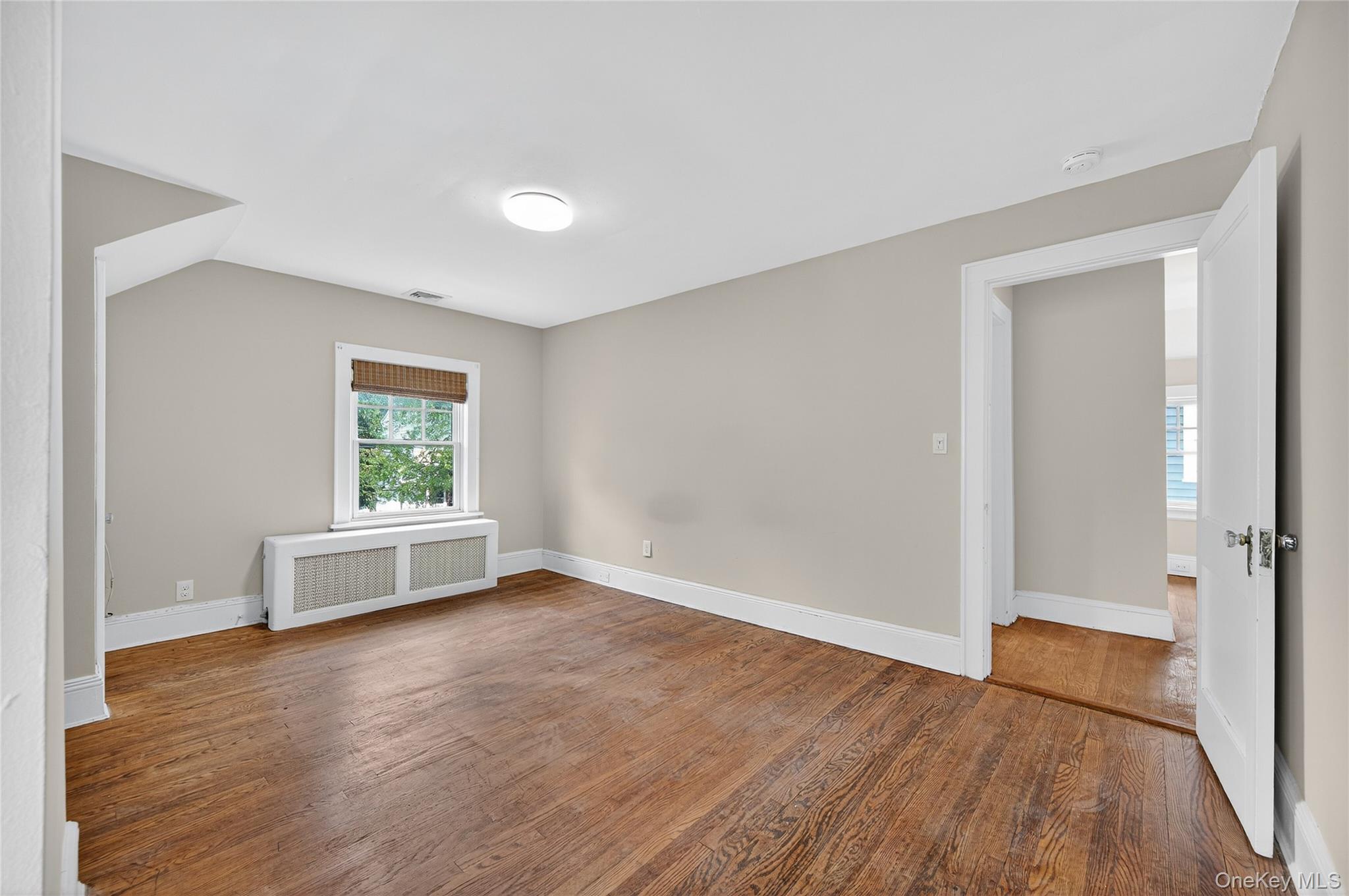 #20 photo, 70 Highland Avenue, Port Washington , NY 11050