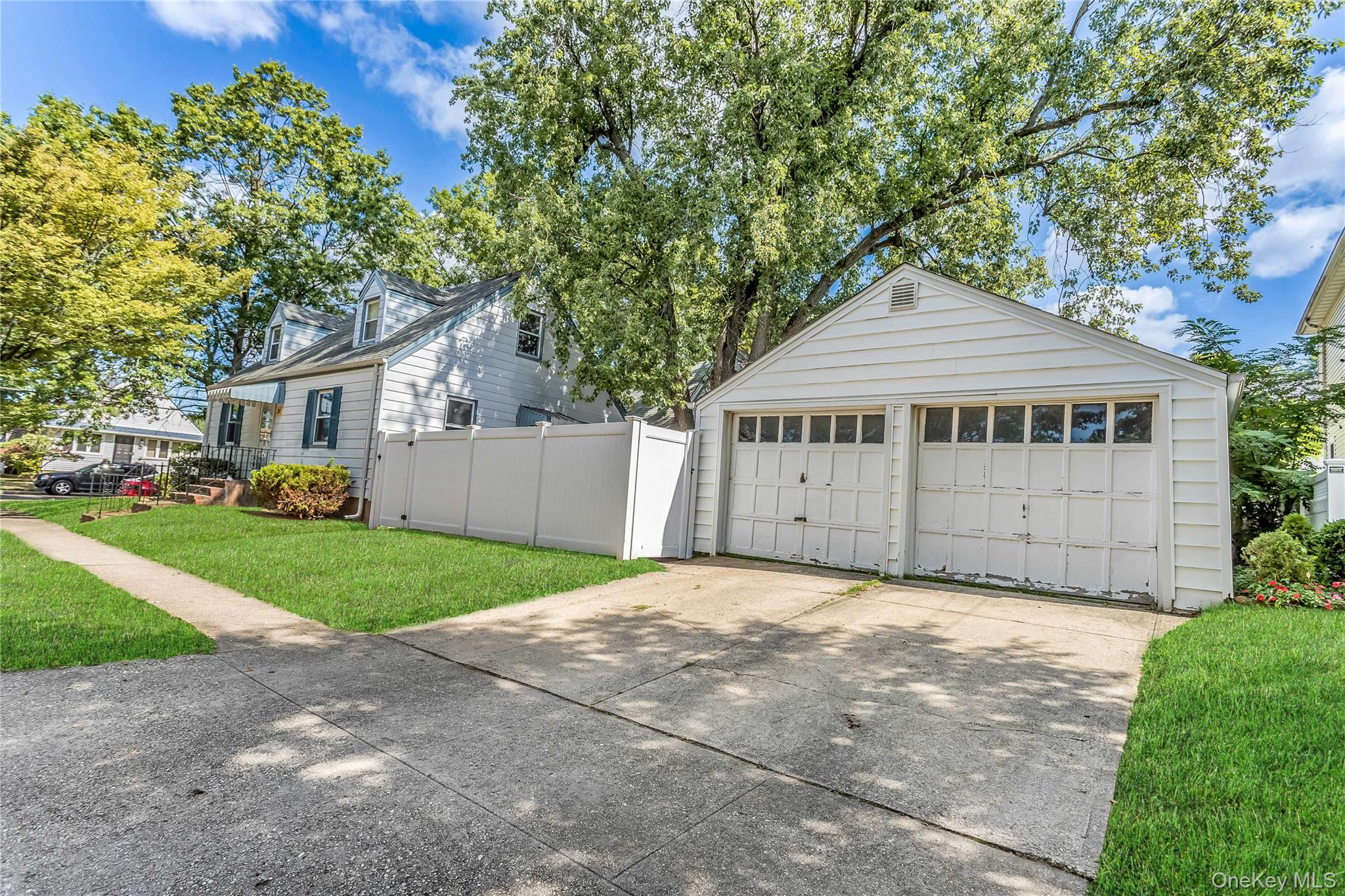 #20 photo, 136 N 1st Street, New Hyde Park , NY 11040