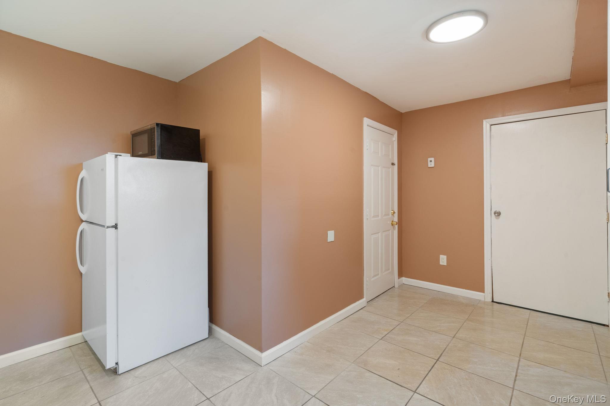 #12 photo, 1040 Donna Court, Baldwin , NY 11510