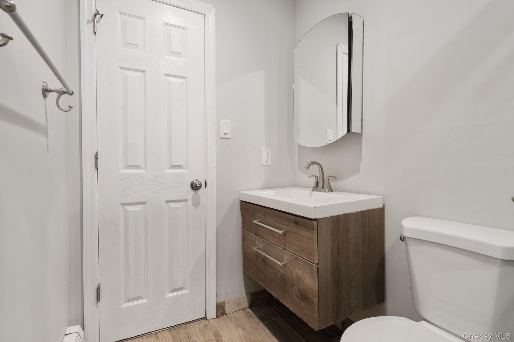 #8 photo, 1040 Donna Court, Baldwin , NY 11510