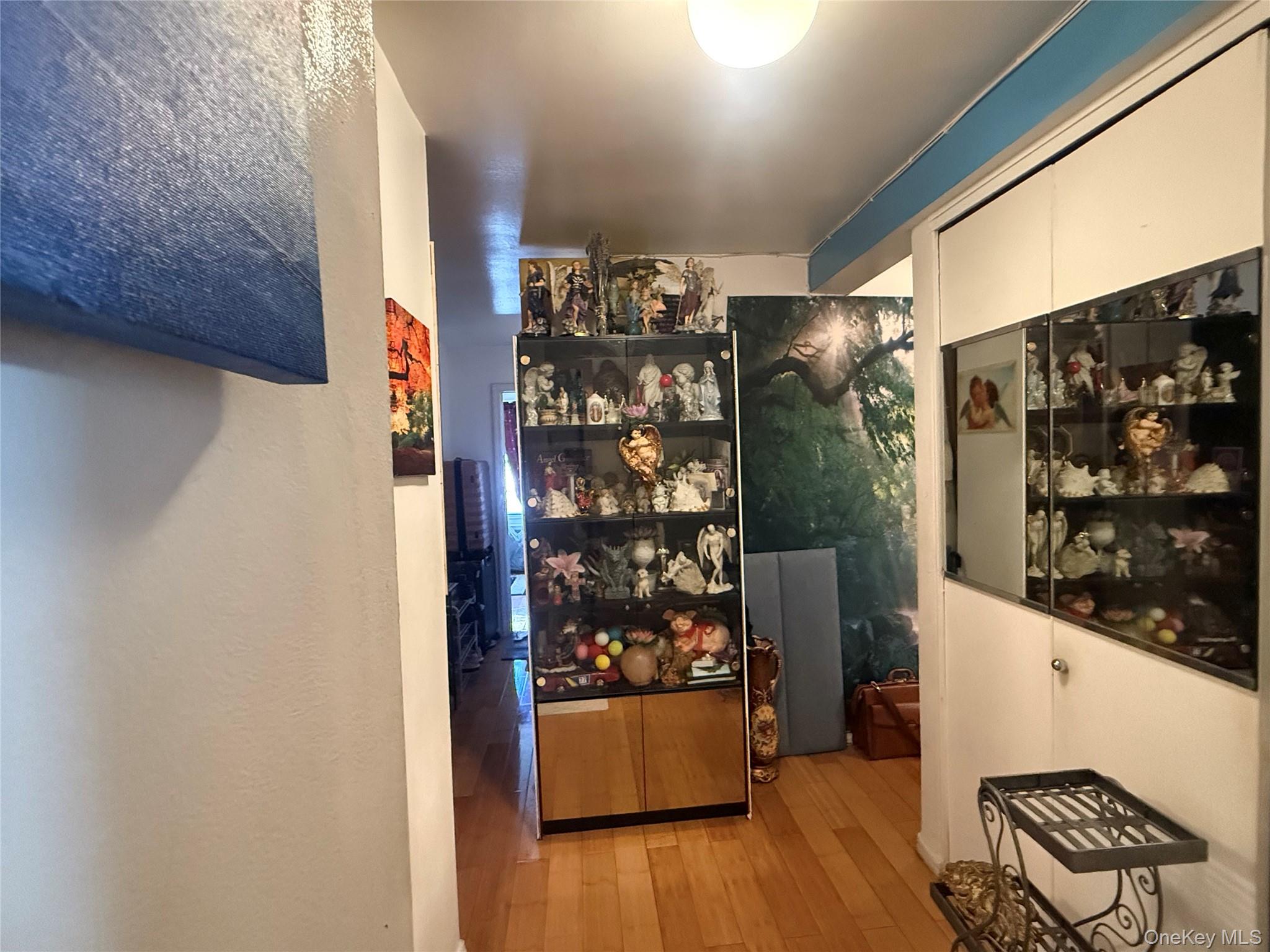 #13 photo, 35-20 Leverich Street, クイーンズ区 Jackson Heights , NY 11372