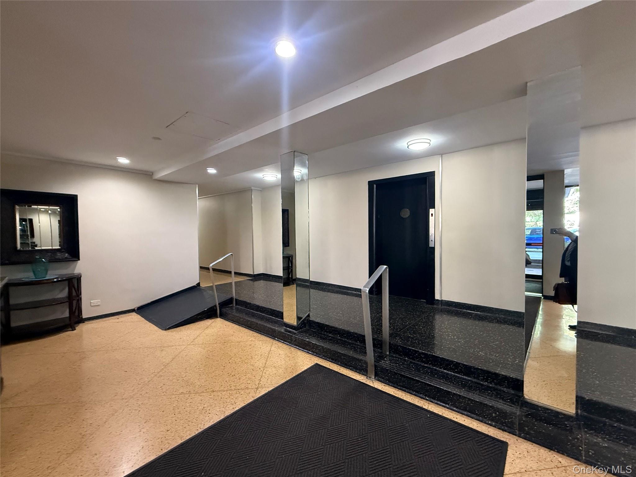 #17 photo, 35-20 Leverich Street, クイーンズ区 Jackson Heights , NY 11372