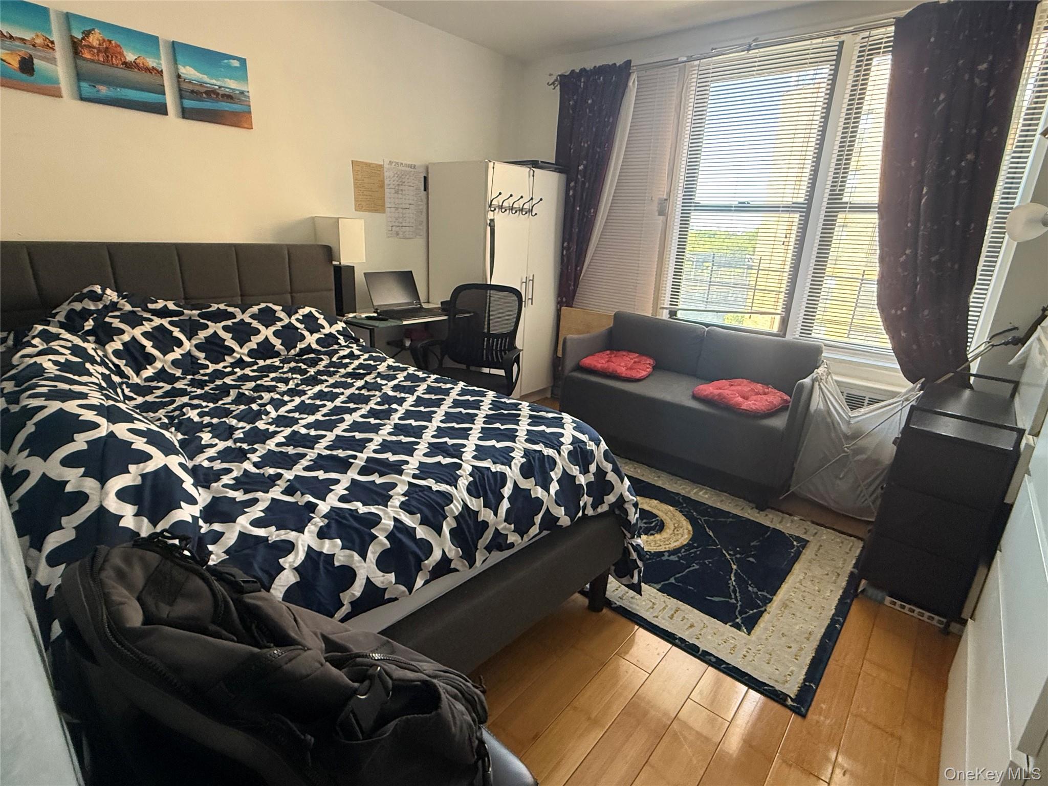 #3 photo, 35-20 Leverich Street, クイーンズ区 Jackson Heights , NY 11372