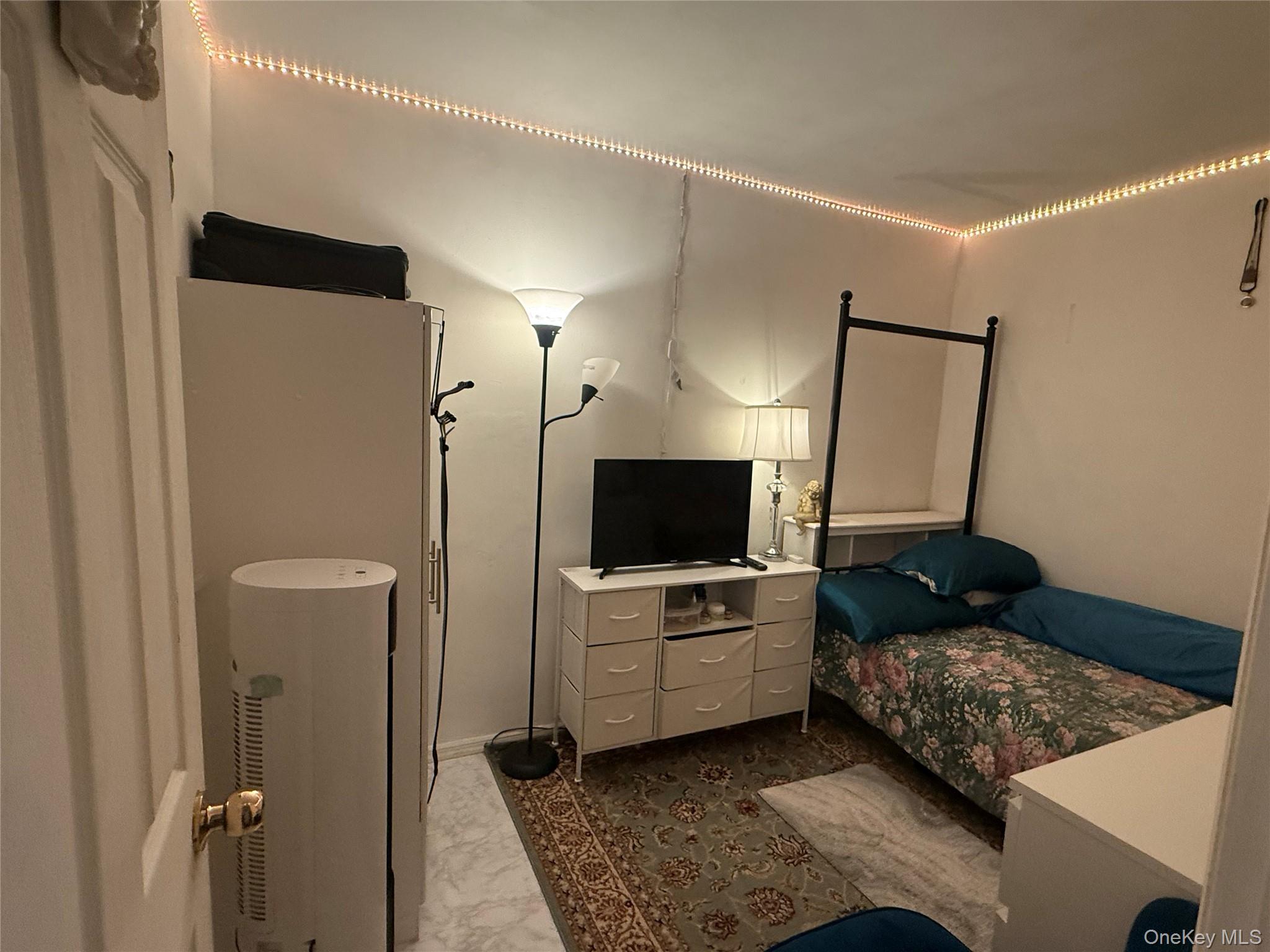 #6 photo, 35-20 Leverich Street, クイーンズ区 Jackson Heights , NY 11372