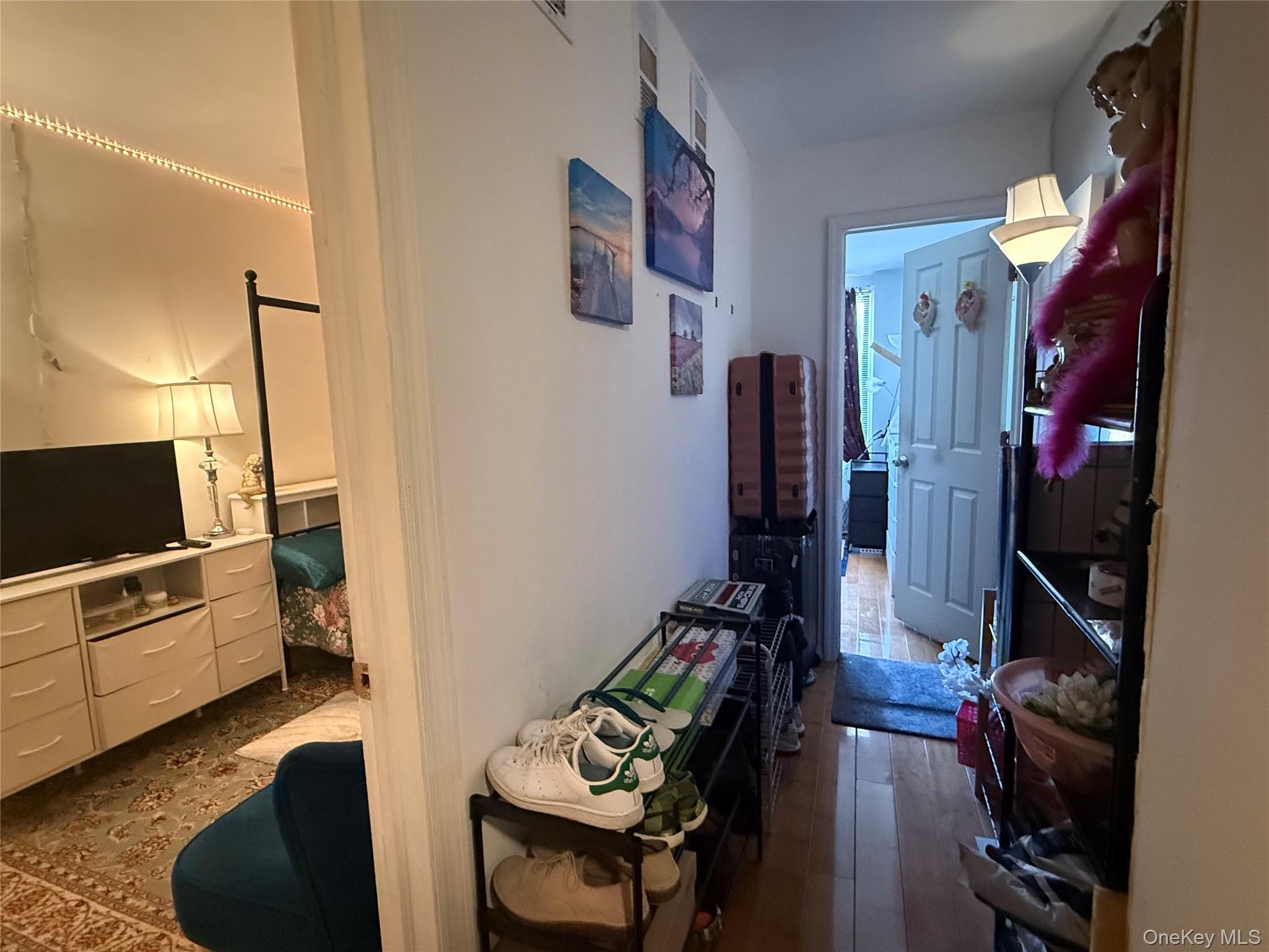 #7 photo, 35-20 Leverich Street, クイーンズ区 Jackson Heights , NY 11372