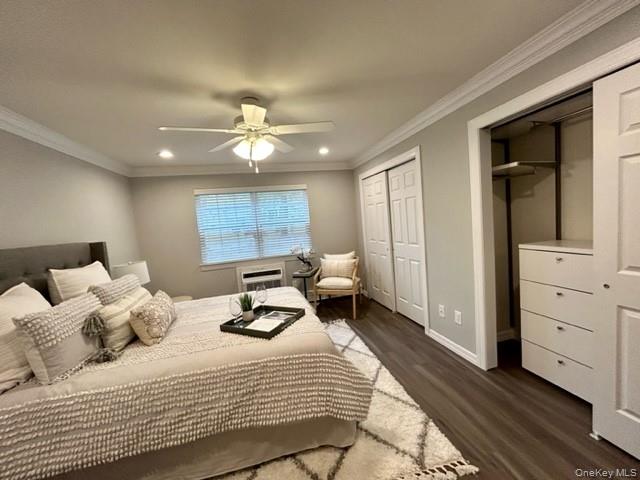 #14 photo, 101 Cassa Loop, Holtsville , NY 11742