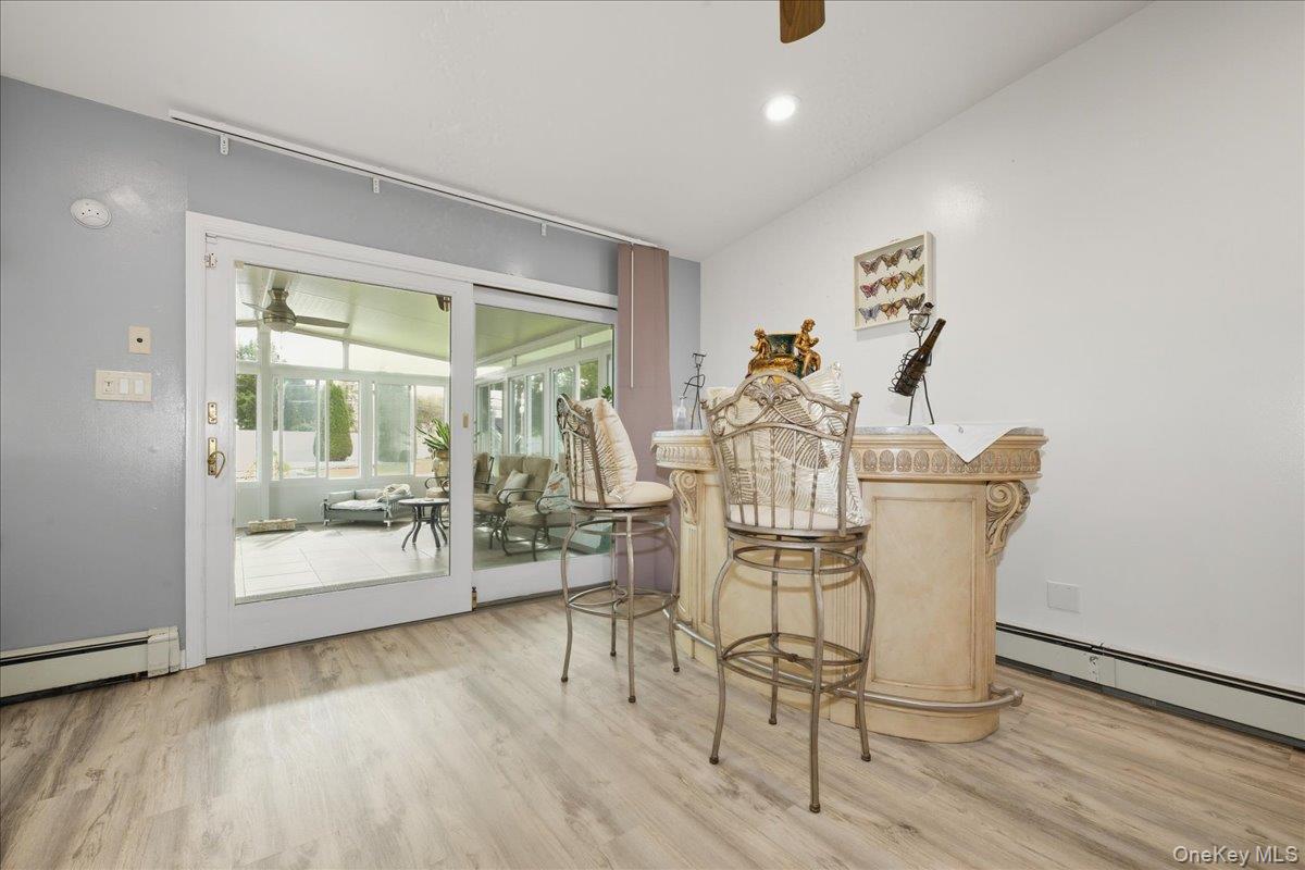 #16 photo, 11 Tardy Lane, Wantagh , NY 11793