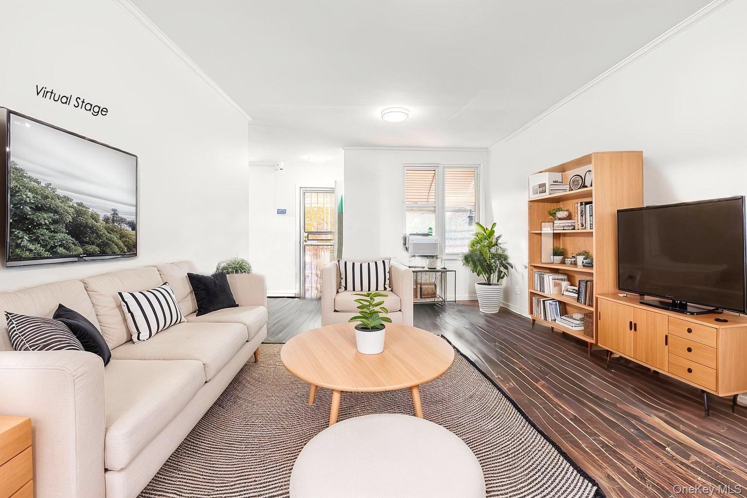 #4 photo, 6737 180th Street, Fresh Meadows , NY 11365