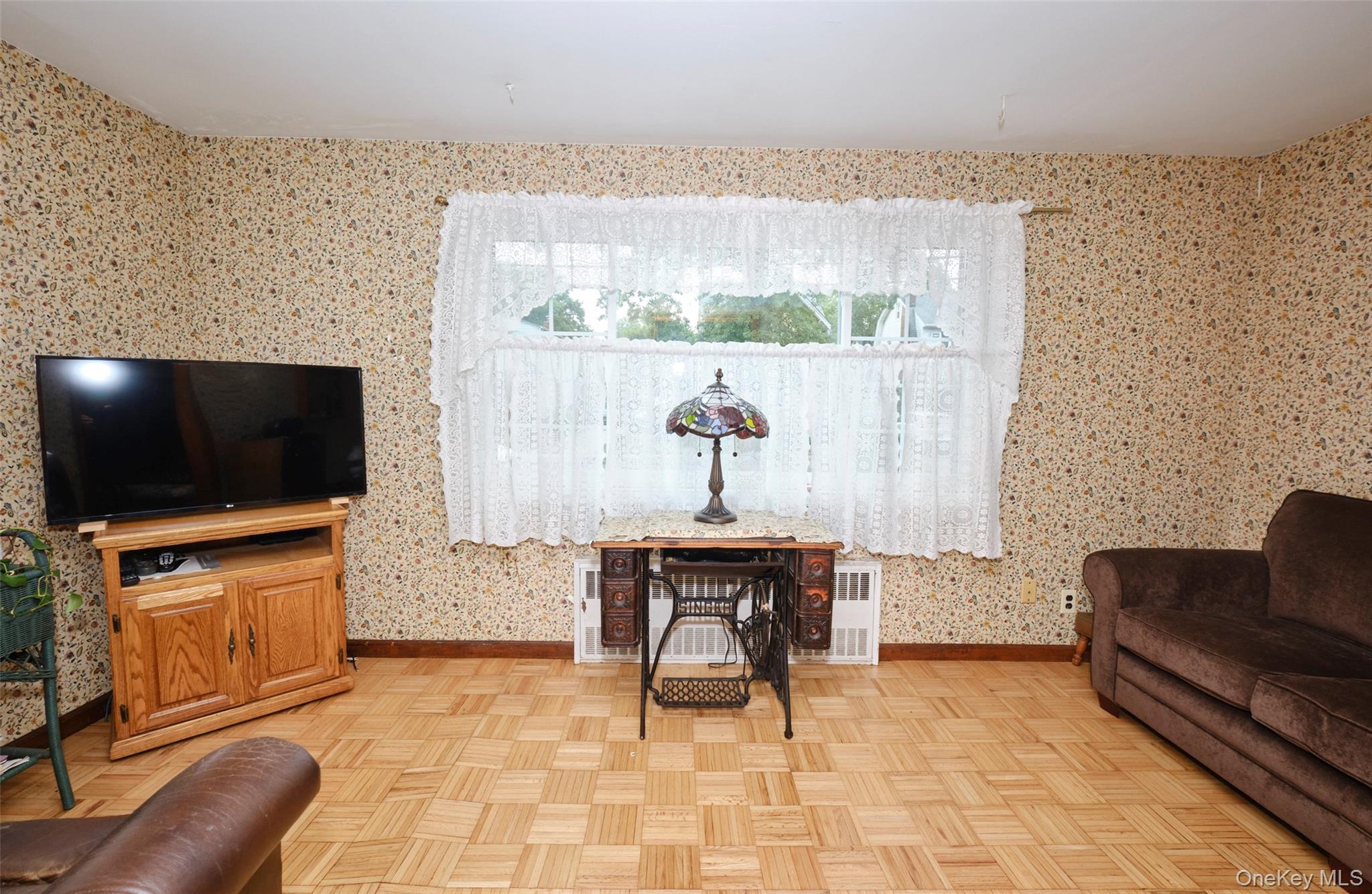 #12 photo, 17 Concord Street, Floral Park , NY 11001