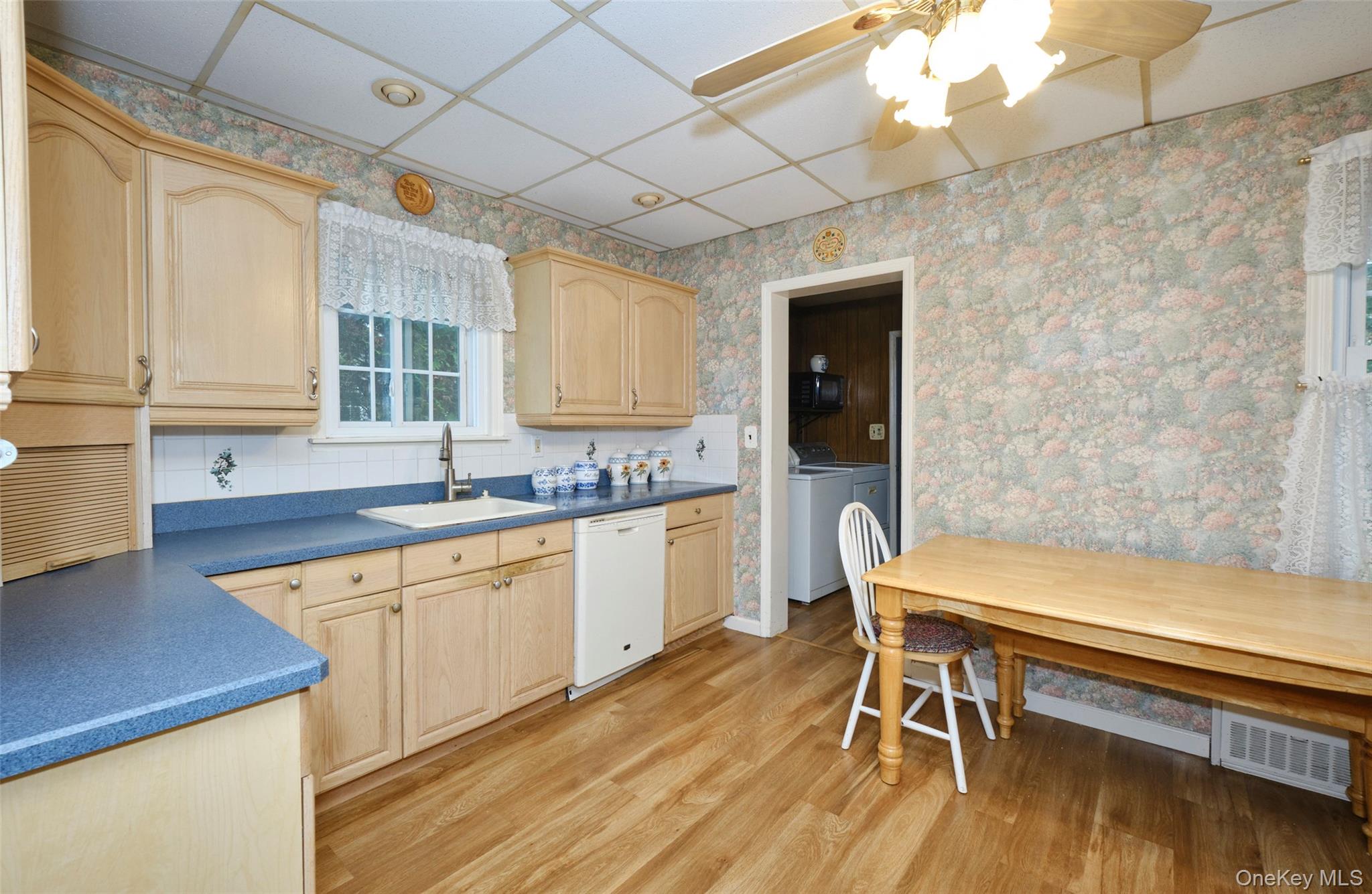 #18 photo, 17 Concord Street, Floral Park , NY 11001