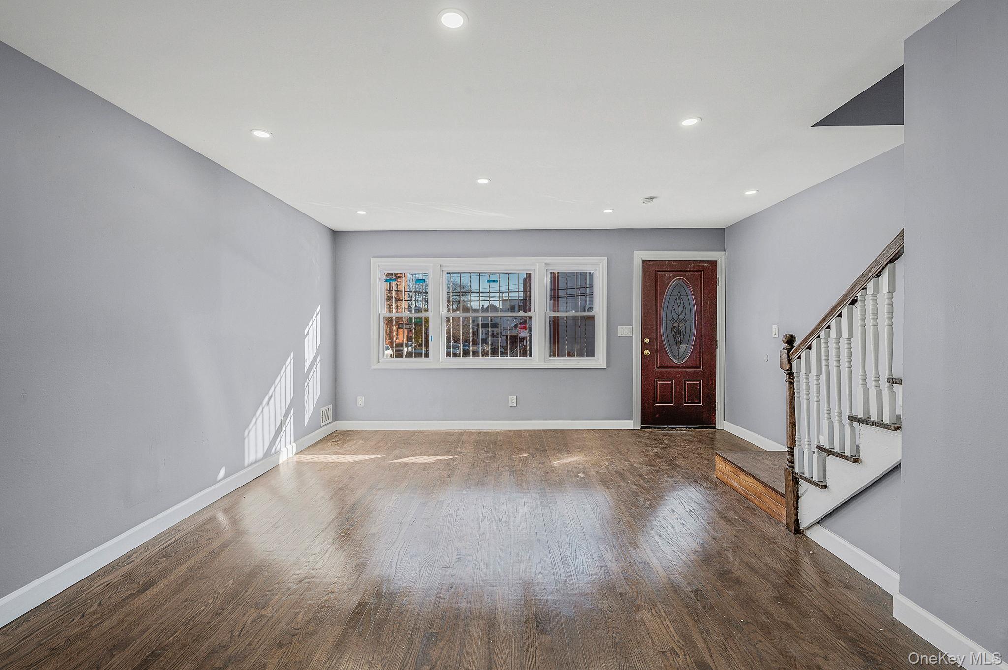 #5 photo, 8726 127th Street, クイーンズ区 Richmond Hill , NY 11418