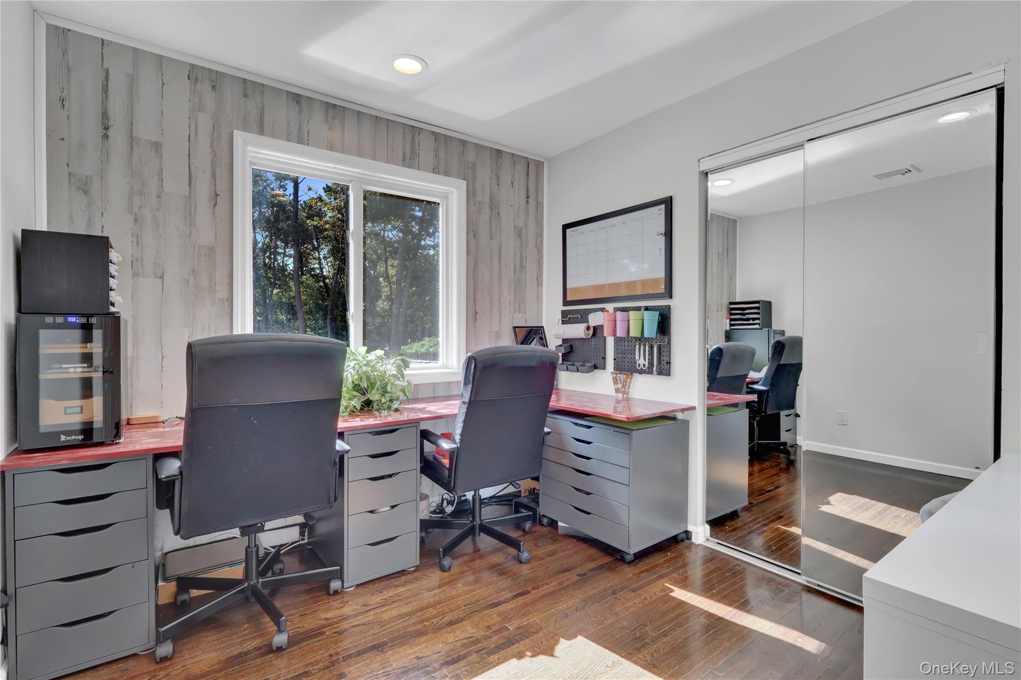 #11 photo, 590 Whiskey Road, サフォーク郡 Ridge , NY 11961