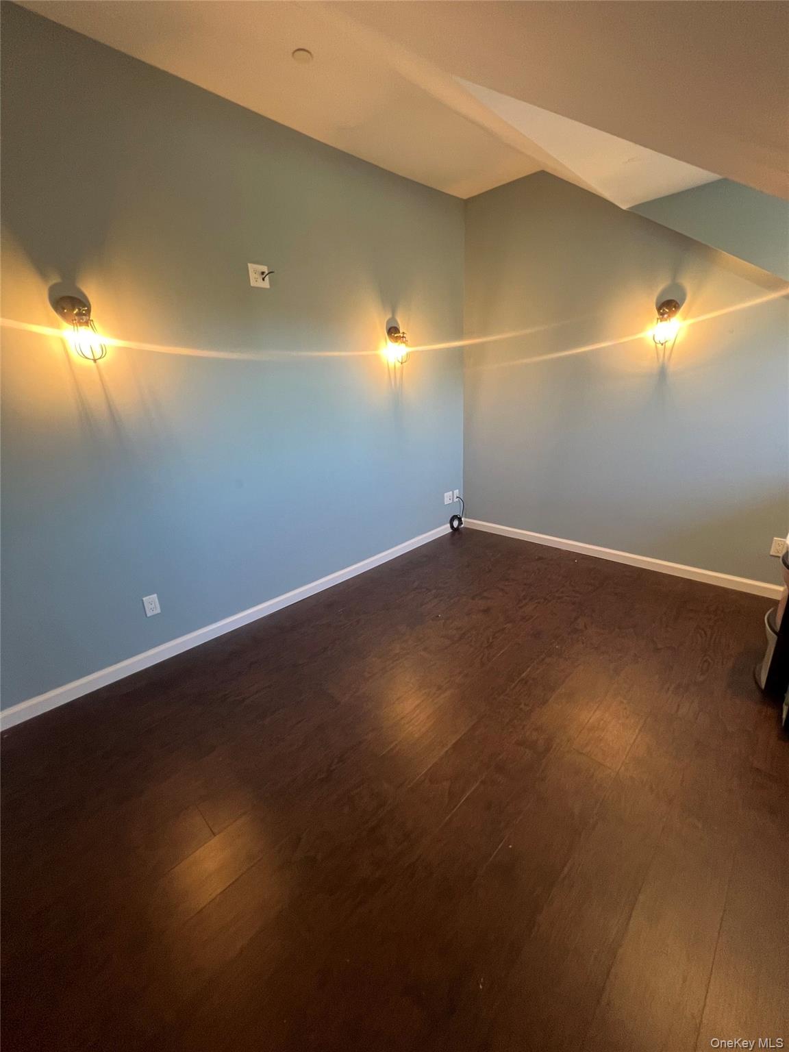 #3 photo, 5720 Old Sunrise Highway, ナッソー郡 Massapequa , NY 11758