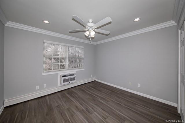 #12 photo, 2 Victorian Court, Holtsville , NY 11742