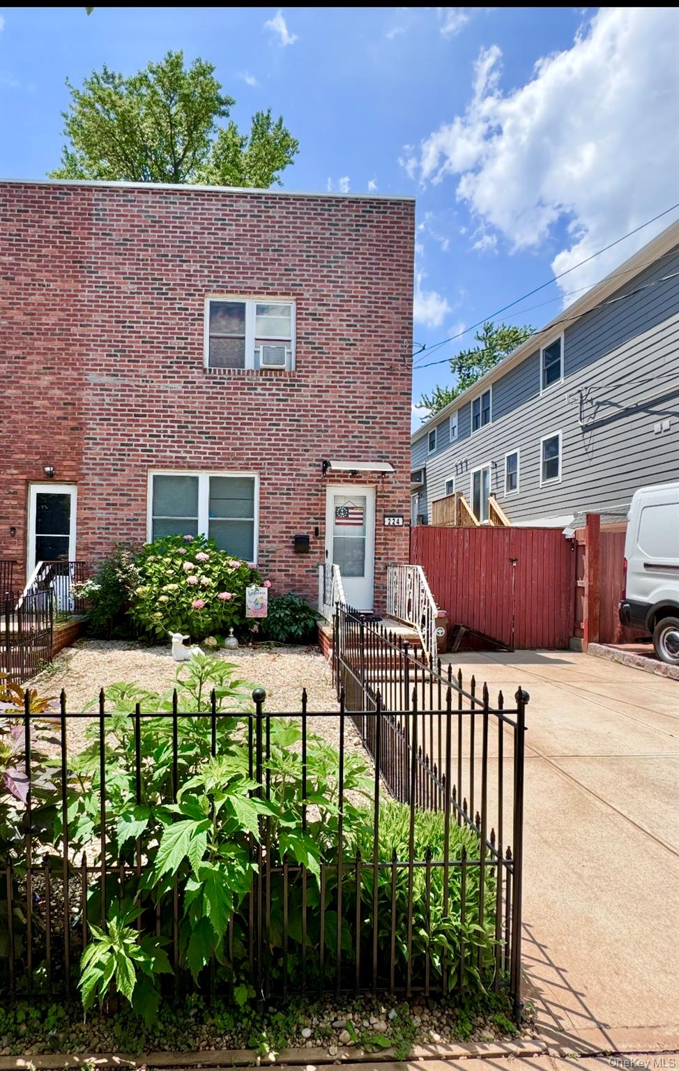 #1 photo, 224 Wiman Avenue, Staten Island , NY 10308