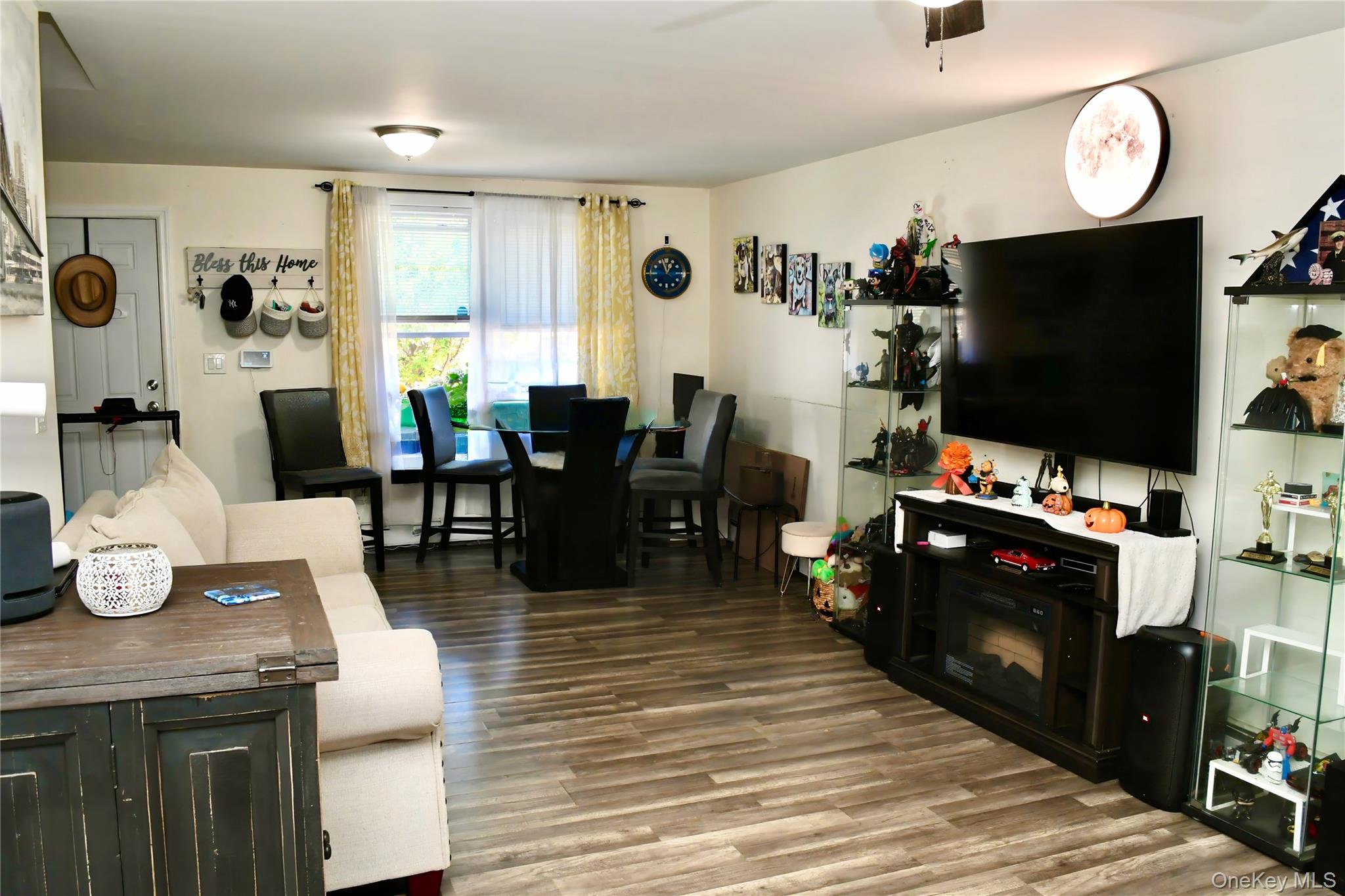 #4 photo, 224 Wiman Avenue, Staten Island , NY 10308