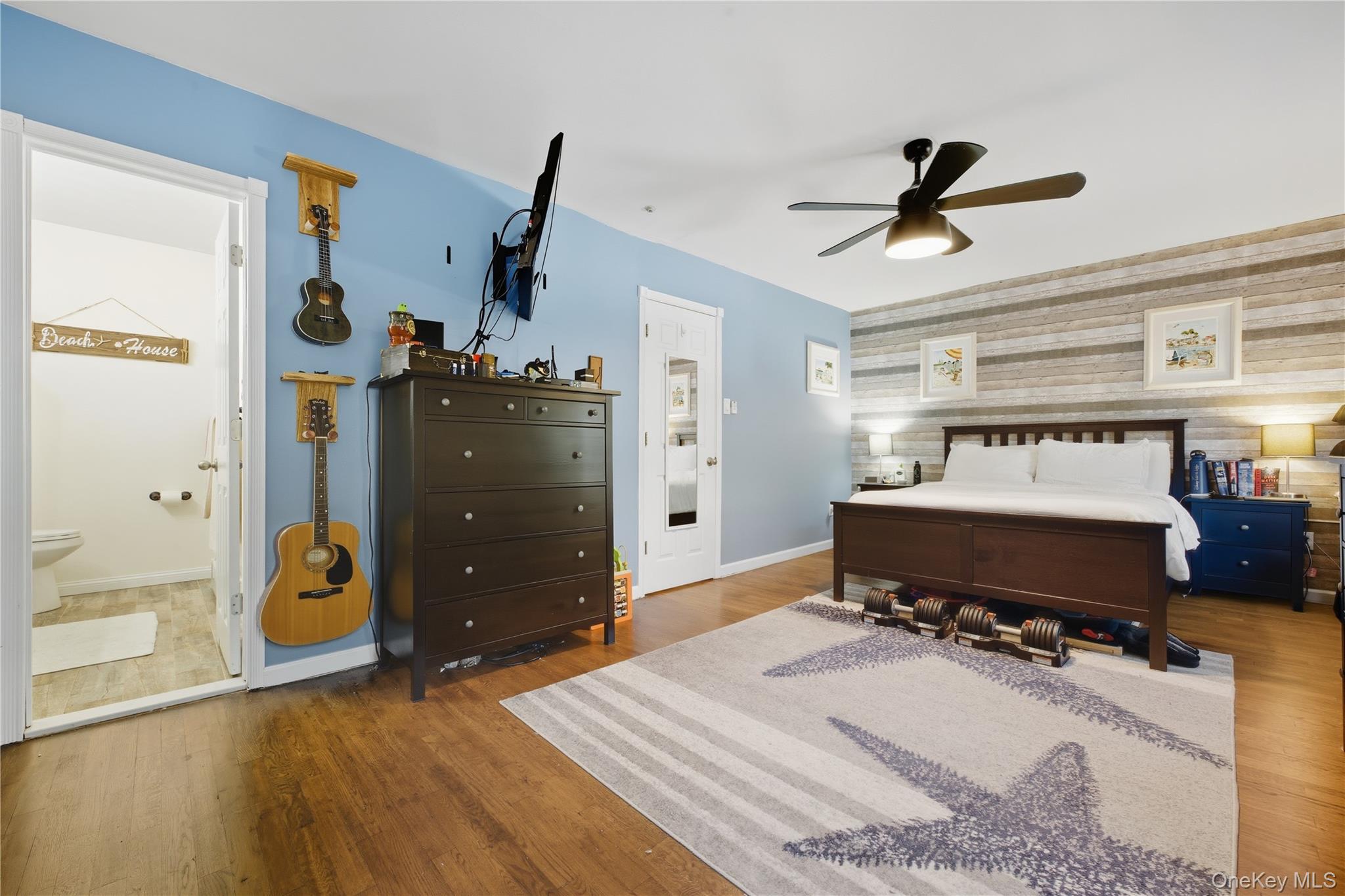 #13 photo, 11 Glen Hollow Drive, Holtsville , NY 11742