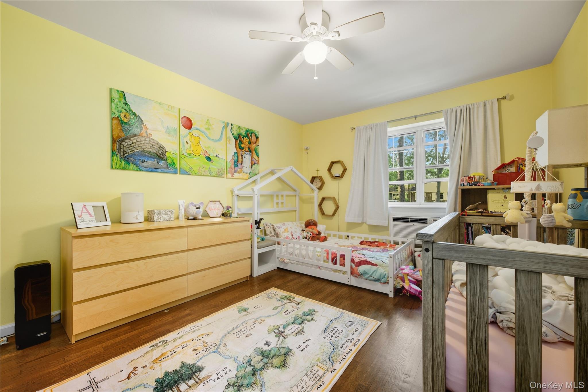 #16 photo, 11 Glen Hollow Drive, Holtsville , NY 11742