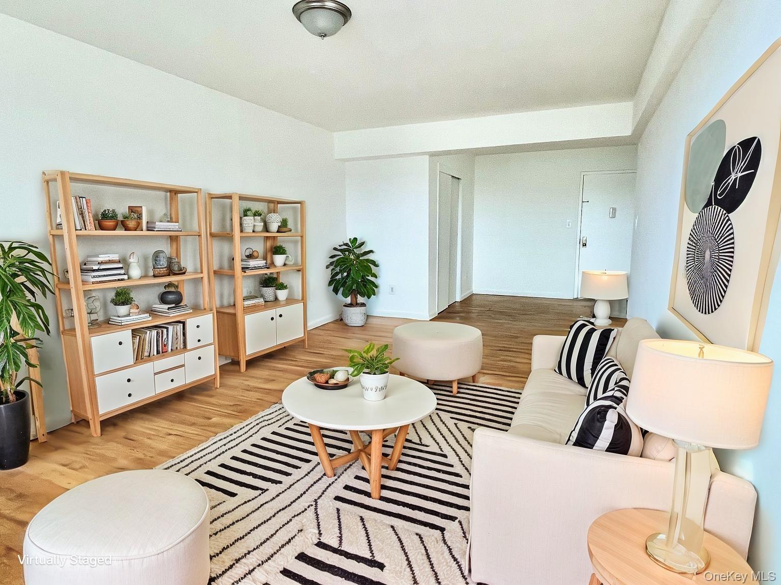 #1 photo, 84-70 129th Street, クイーンズ区 Kew Gardens , NY 11415