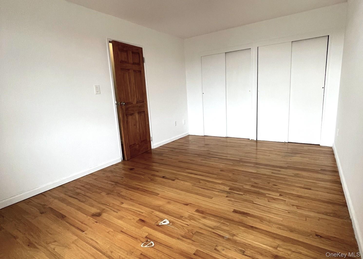 #15 photo, 84-70 129th Street, クイーンズ区 Kew Gardens , NY 11415