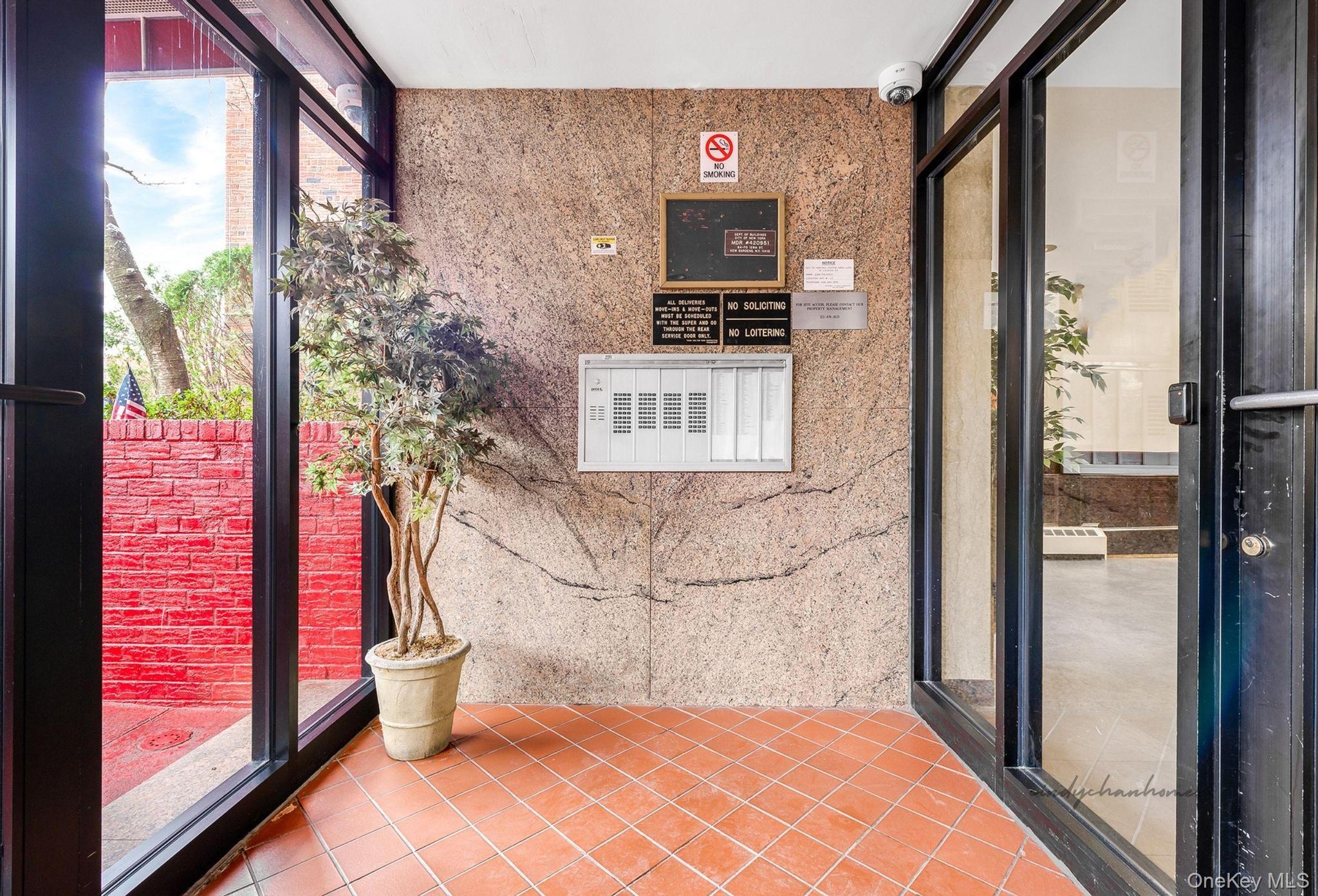 #17 photo, 84-70 129th Street, クイーンズ区 Kew Gardens , NY 11415