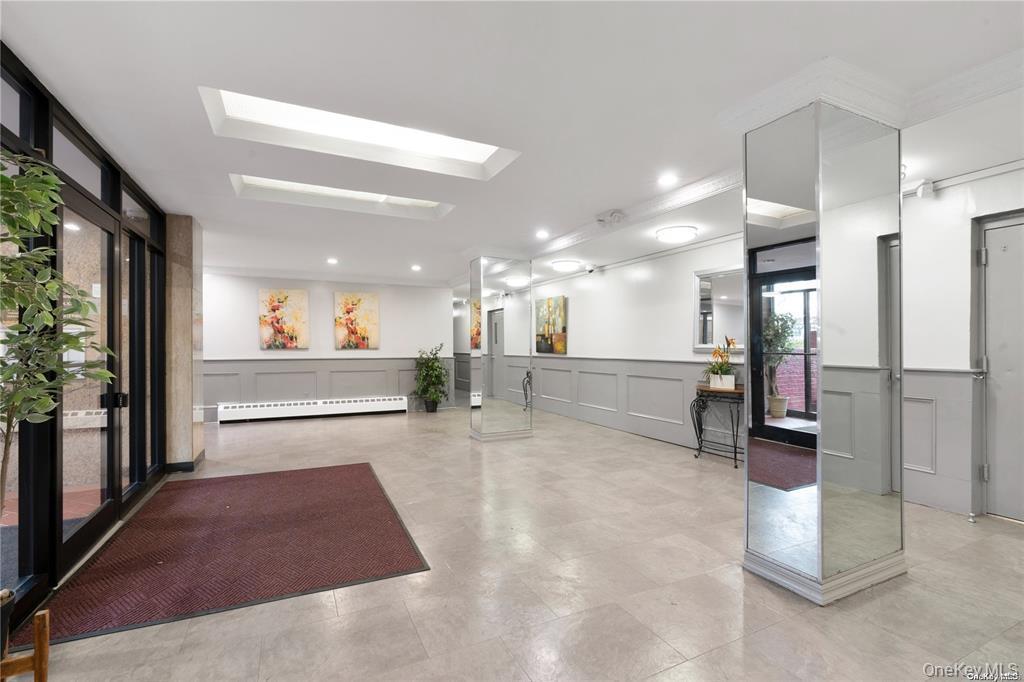 #18 photo, 84-70 129th Street, クイーンズ区 Kew Gardens , NY 11415