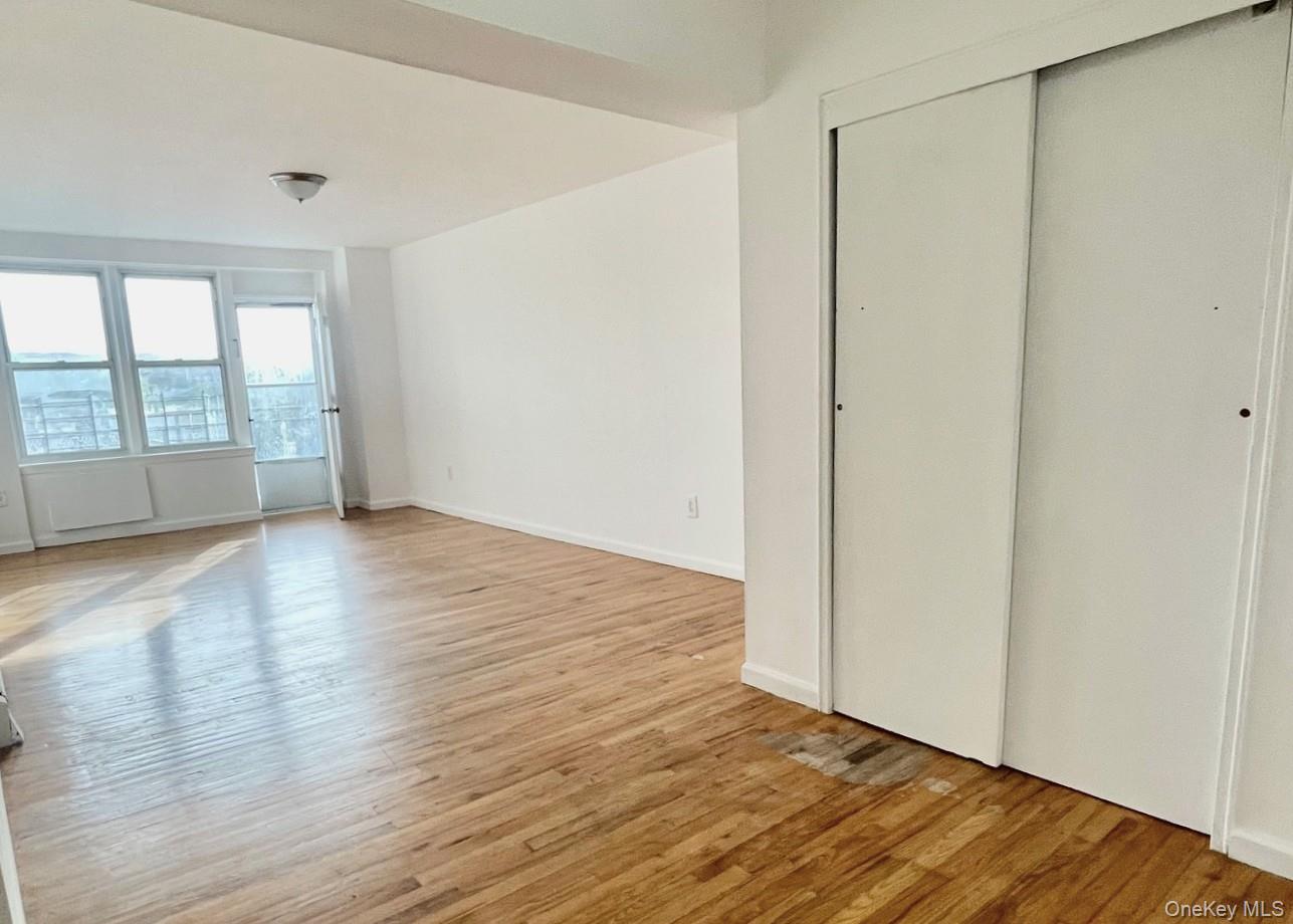 #2 photo, 84-70 129th Street, クイーンズ区 Kew Gardens , NY 11415