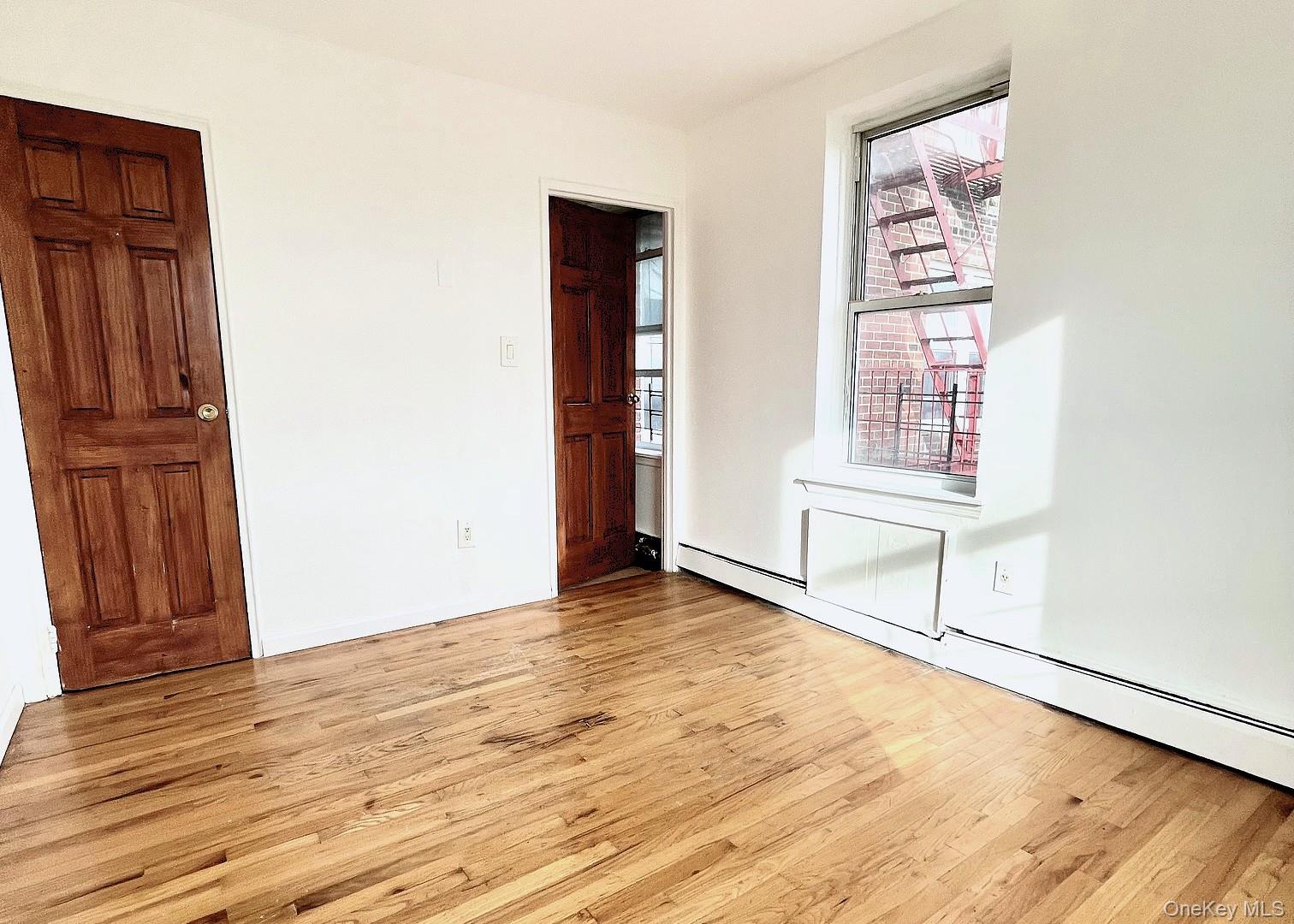 #9 photo, 84-70 129th Street, クイーンズ区 Kew Gardens , NY 11415