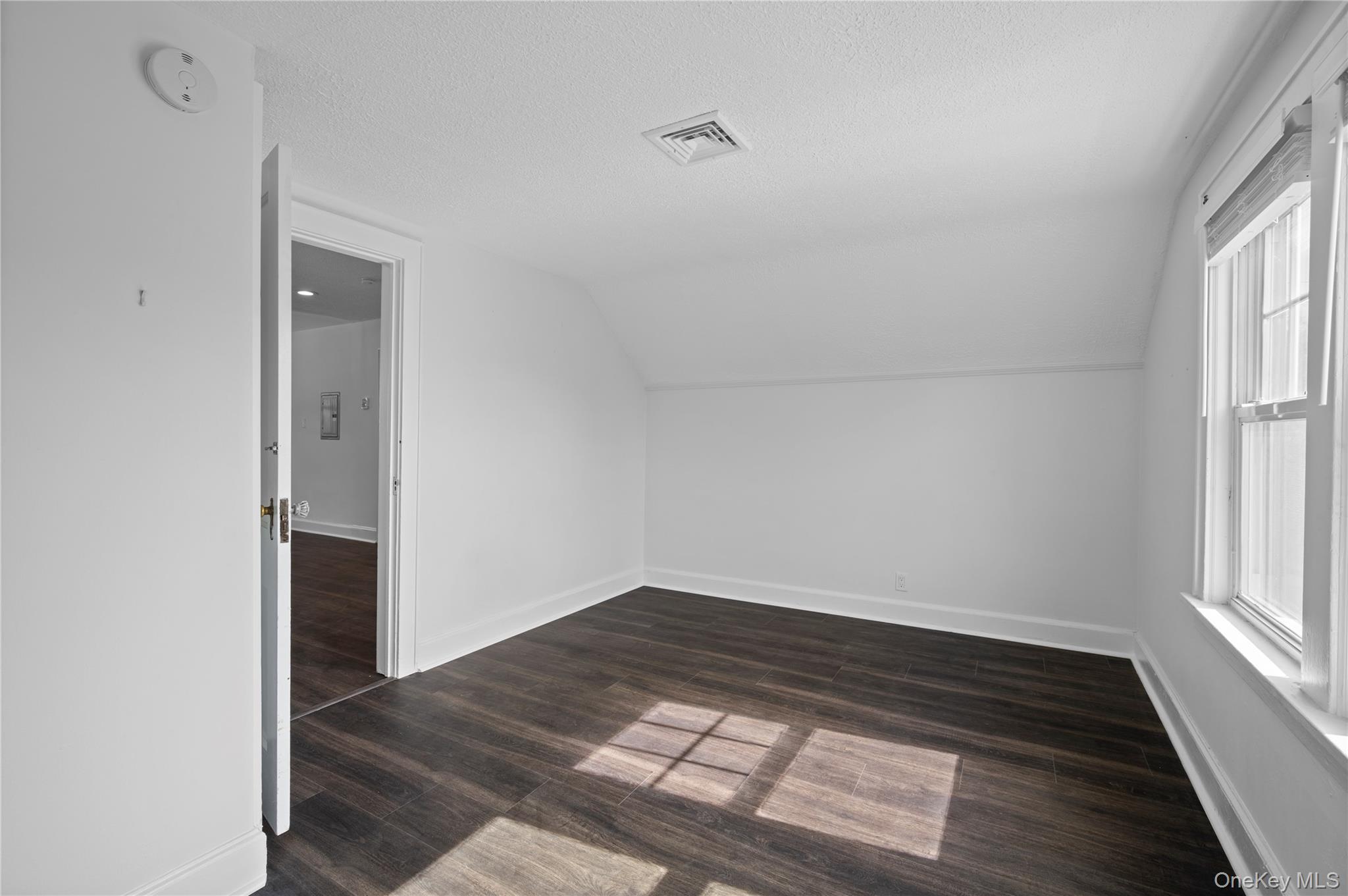 #13 photo, 305 Columbus Avenue #2 Columbus Avenue, West Harrison , NY 10604